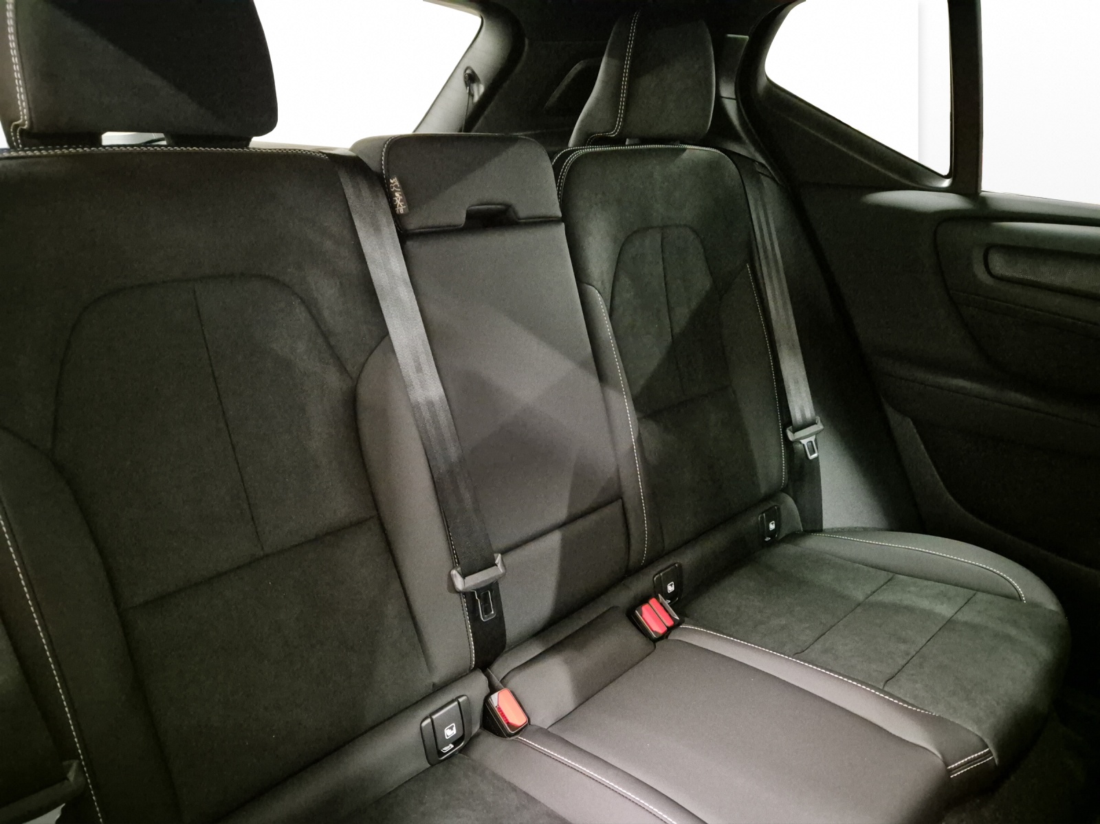 VOLVO EX40 Extended Ultra-image-15