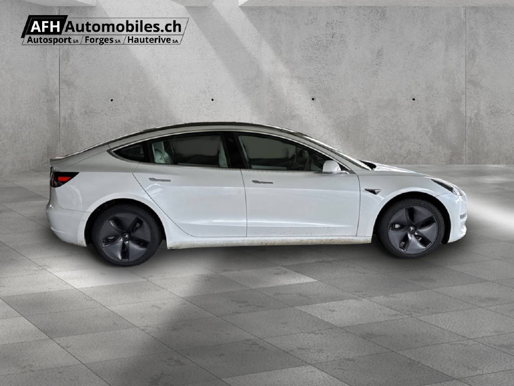 TESLA Model 3 Long Range D-image-5
