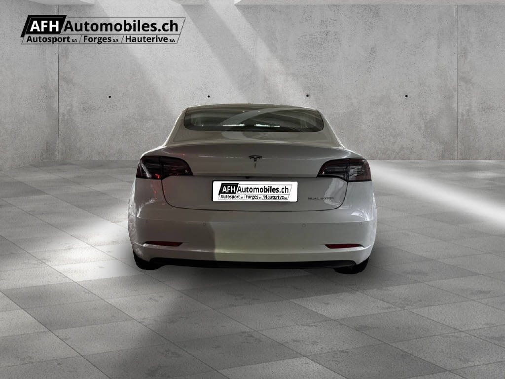TESLA Model 3 Long Range D-image-4