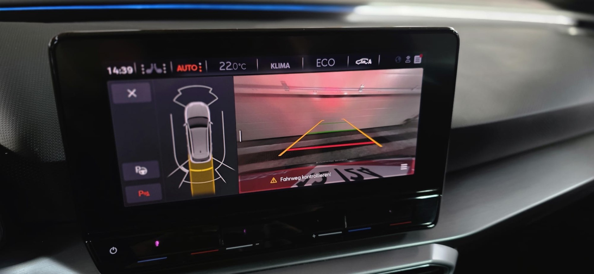 SEAT Leon ST 1.4 eHybrid pHEV DSG Hola FR *CH-Fahrzeug*-image-19