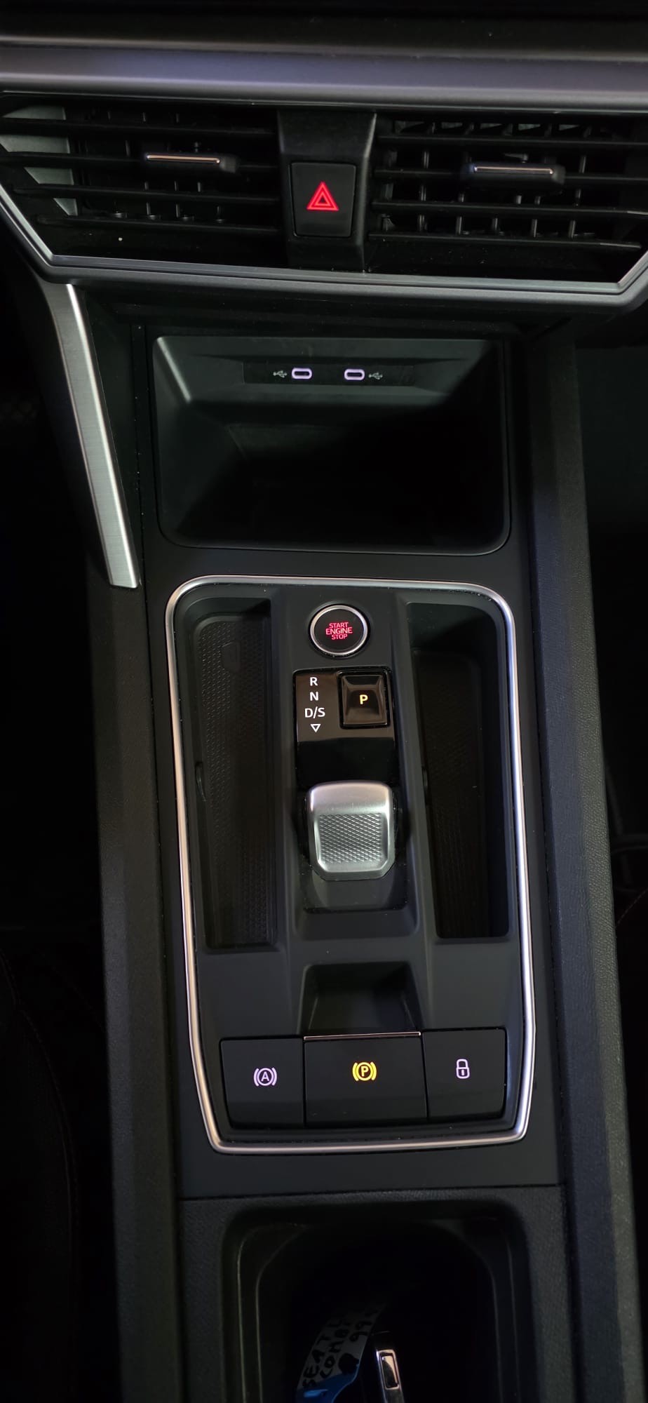 SEAT Leon ST 1.4 eHybrid pHEV DSG Hola FR *CH-Fahrzeug*-image-26