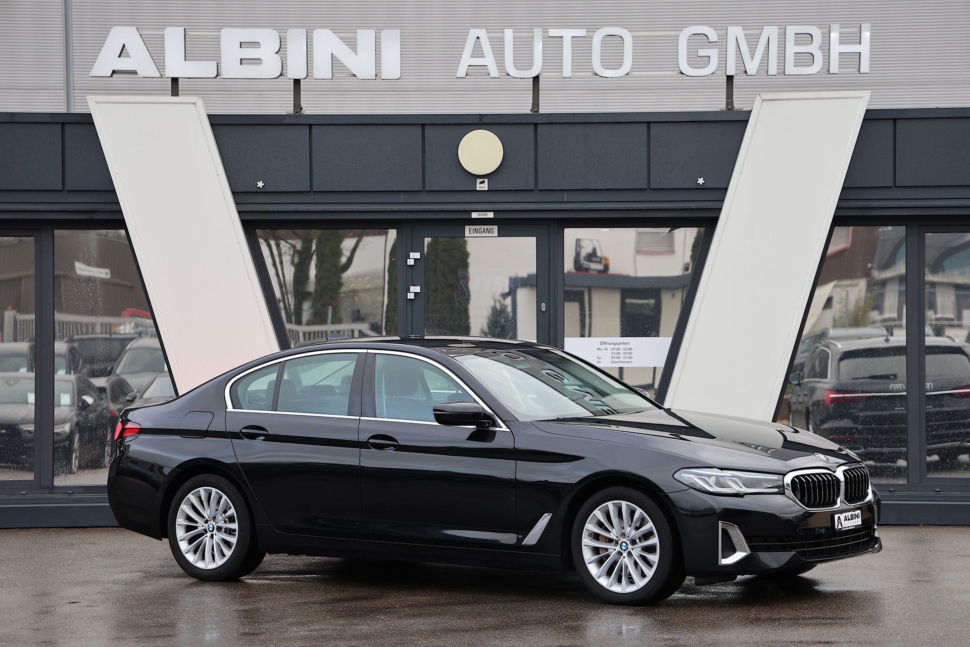 BMW 530i xDrive 48V Luxury Line Steptronic-image-1