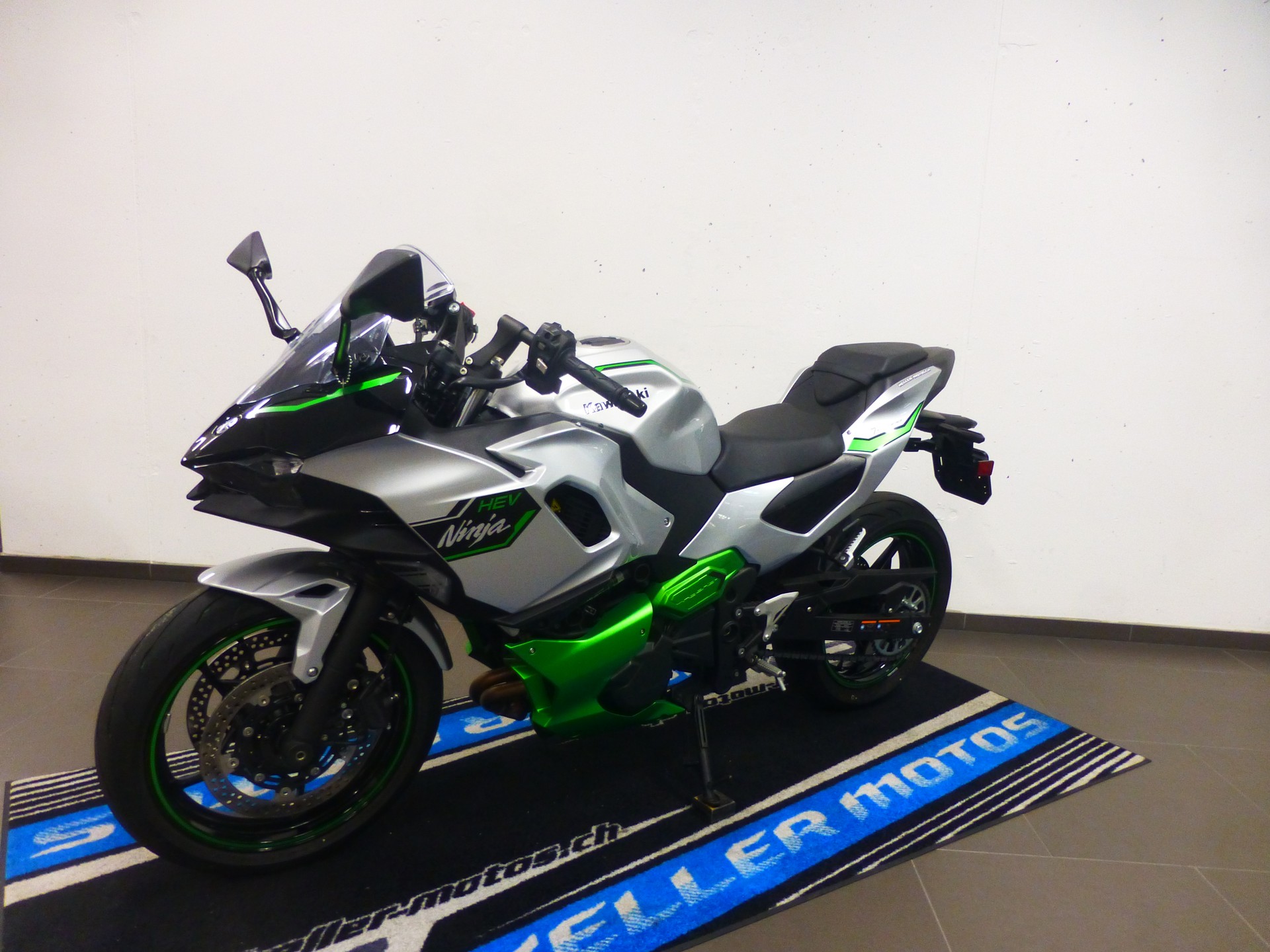 KAWASAKI Ninja 7 Hybrid-image-6