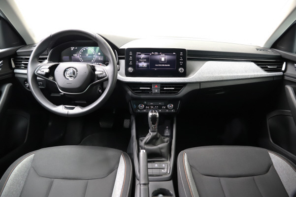 SKODA Kamiq 1.0 TSI Dynamic-image-9
