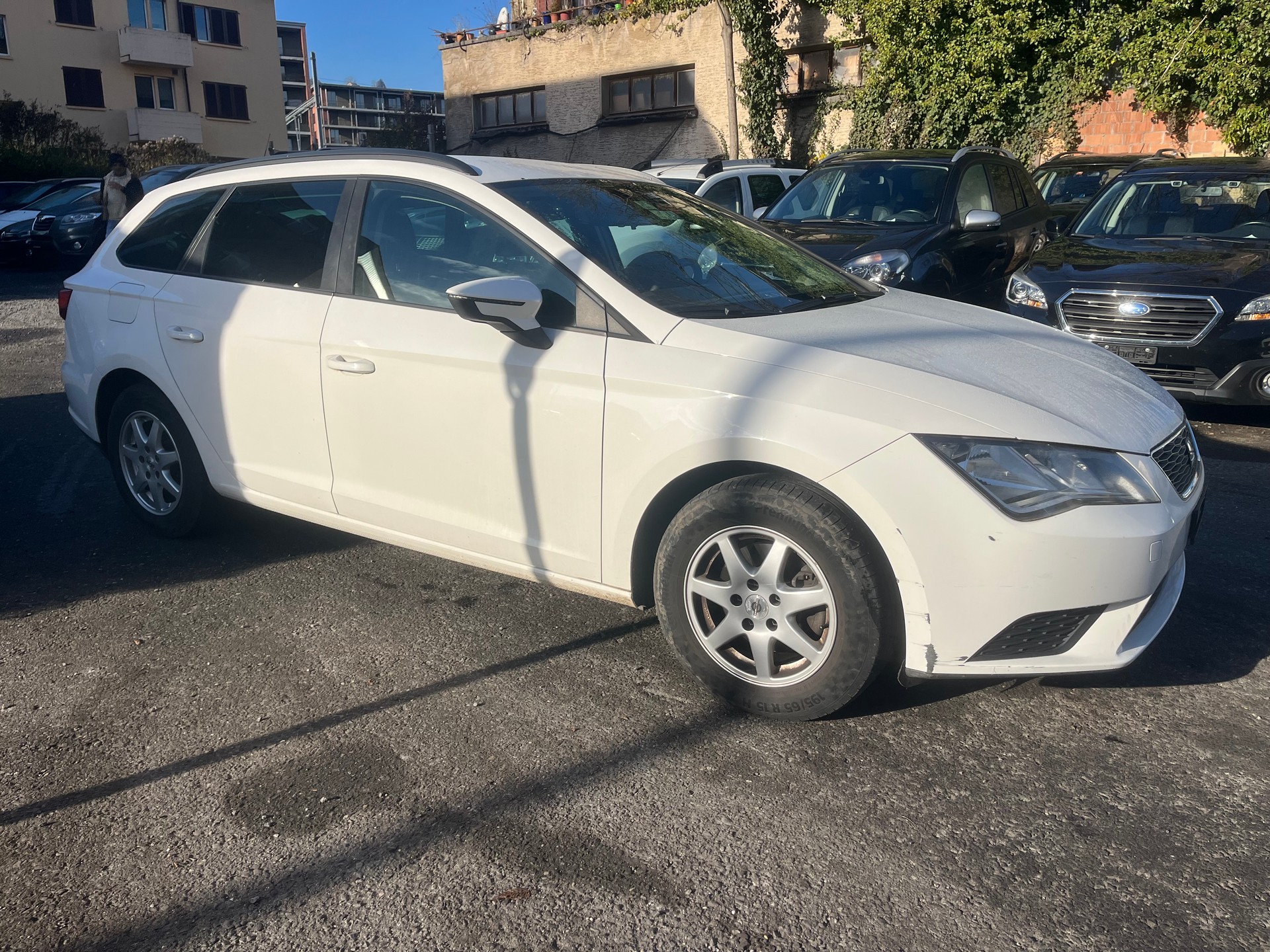 SEAT Leon ST 1.6 TDI Reference 4Drive-image-5