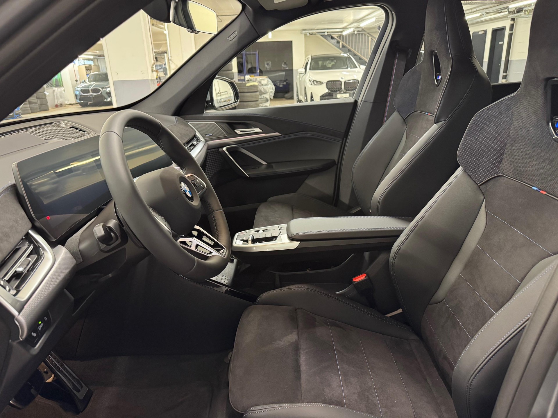BMW X1 23d xDrive-image-4