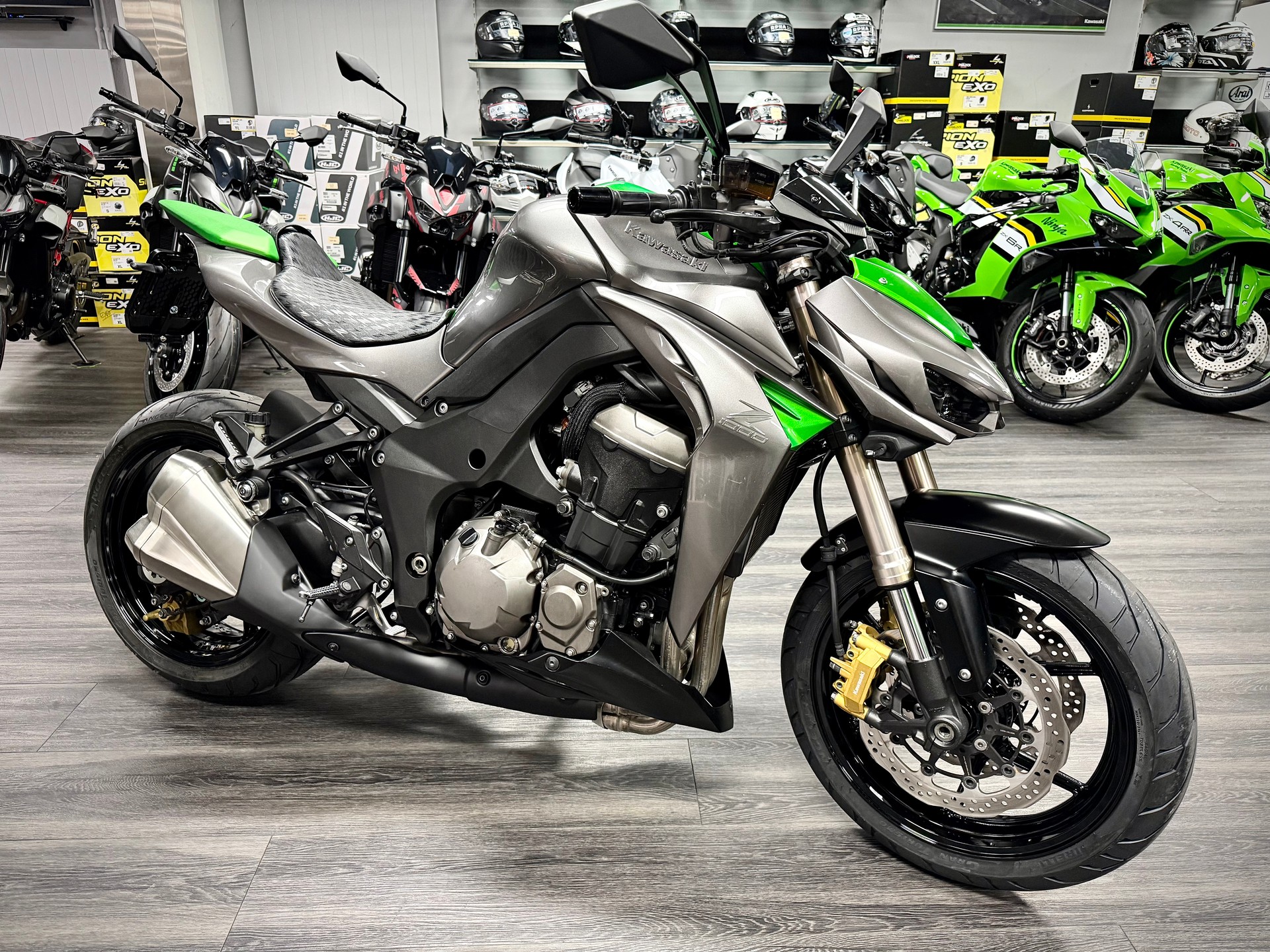 KAWASAKI Z 1000 Special Edition ABS-showroom-element-1