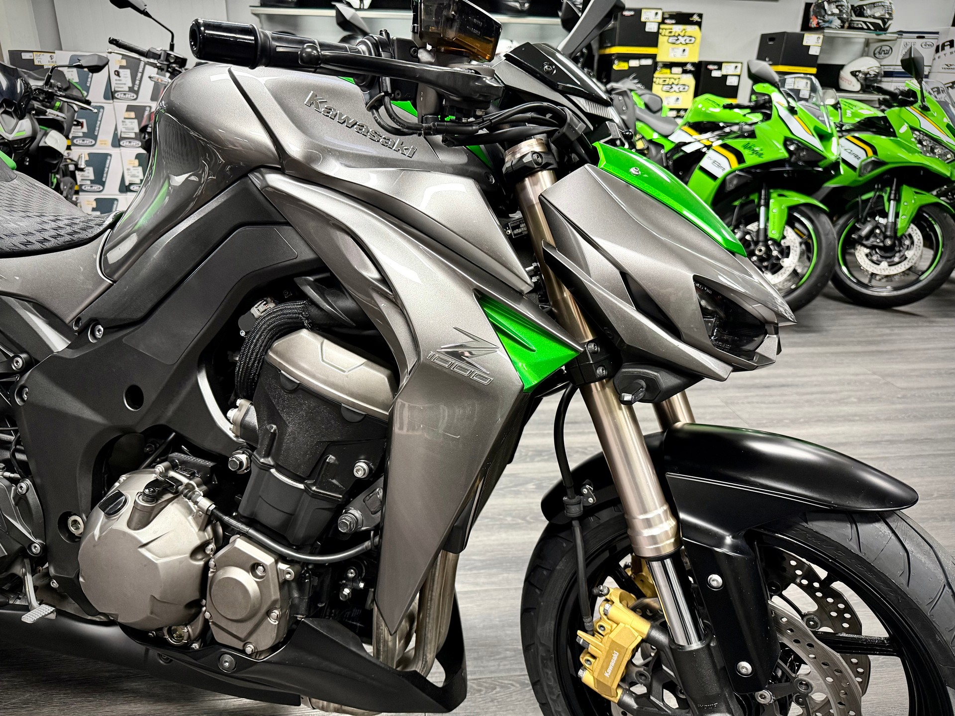KAWASAKI Z 1000 Special Edition ABS-showroom-element-2