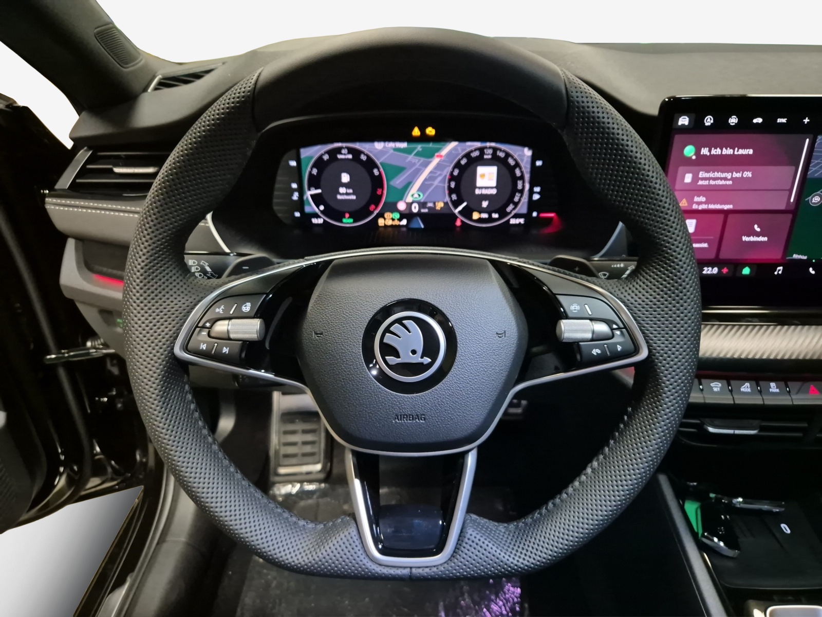 SKODA Octavia Combi 1.5 TSI mHEV DSG Sport Line-image-9