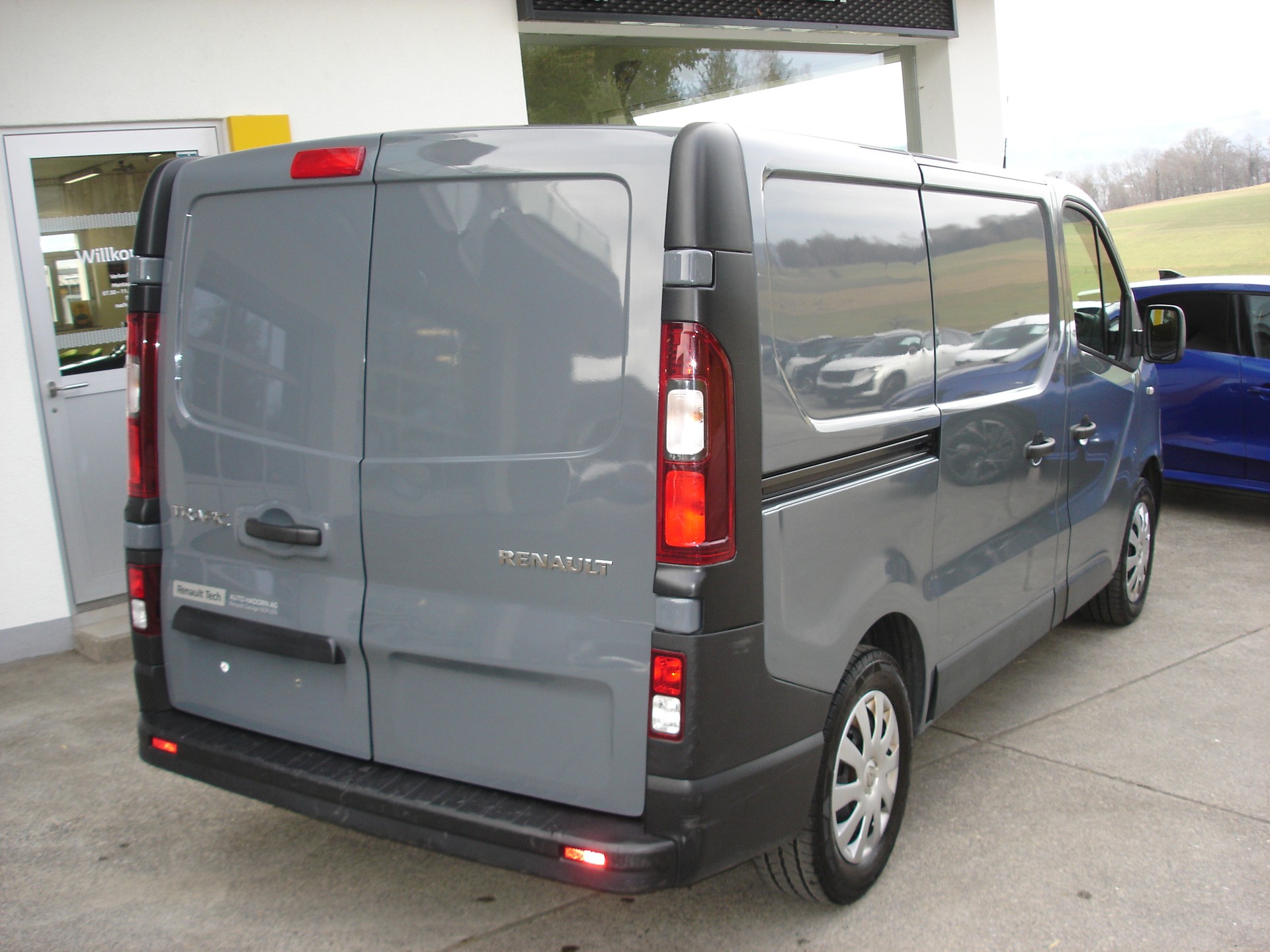 RENAULT Trafic 2.0 ENERGY dCi170 3.0t Business L1H1-showroom-element-3