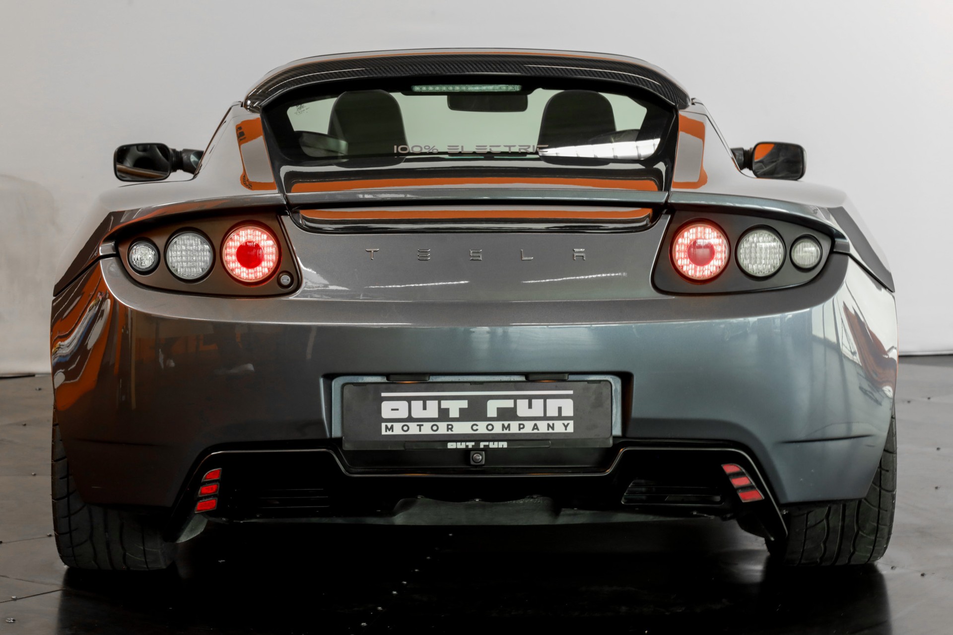 TESLA Roadster Sport-showroom-element-2