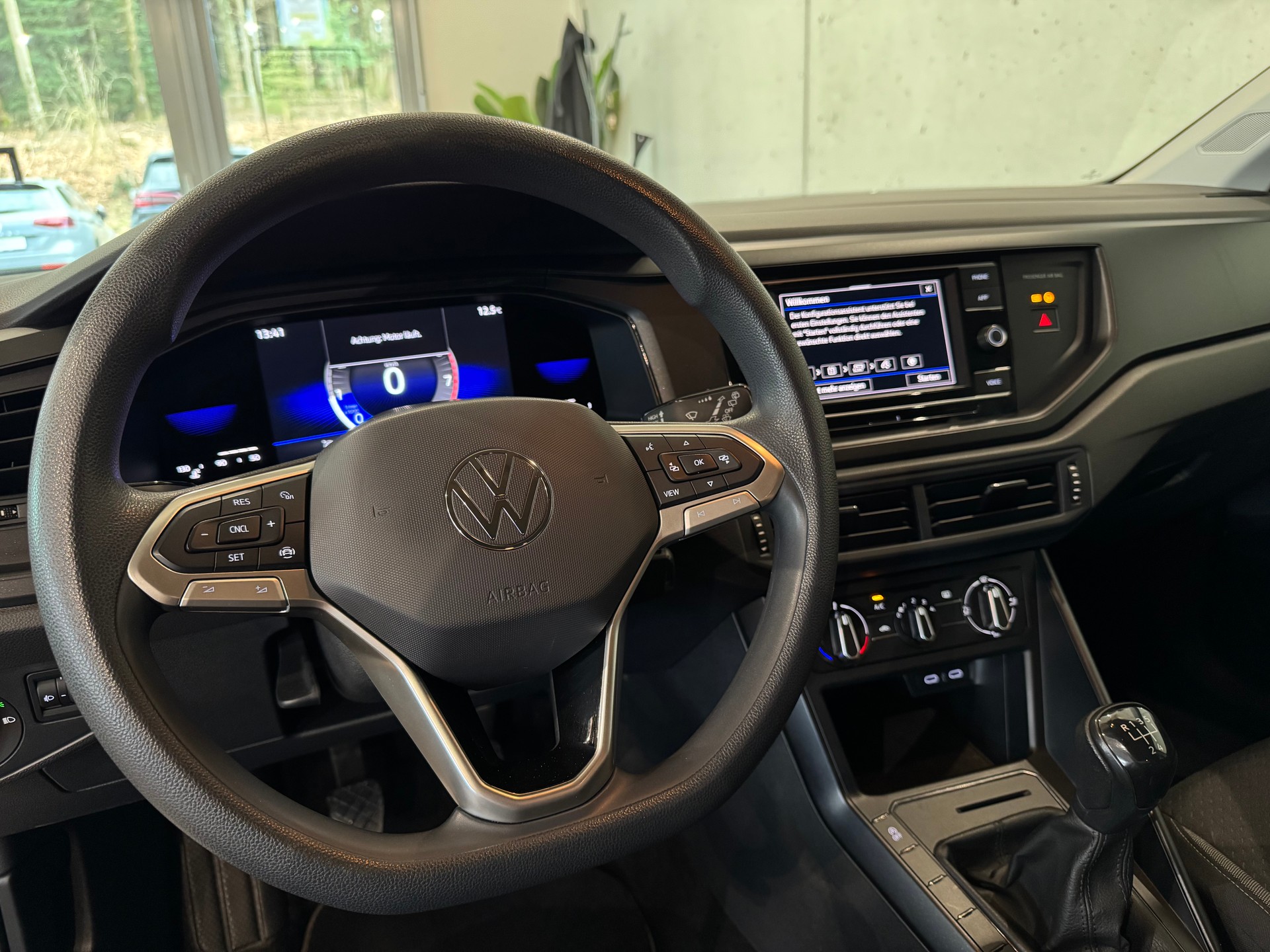 VW Polo 1.0 MPI Basis || TEMPOMAT || SPURHALTE || VIRTUAL COCKPIT || APPLE CARPLAY-image-18