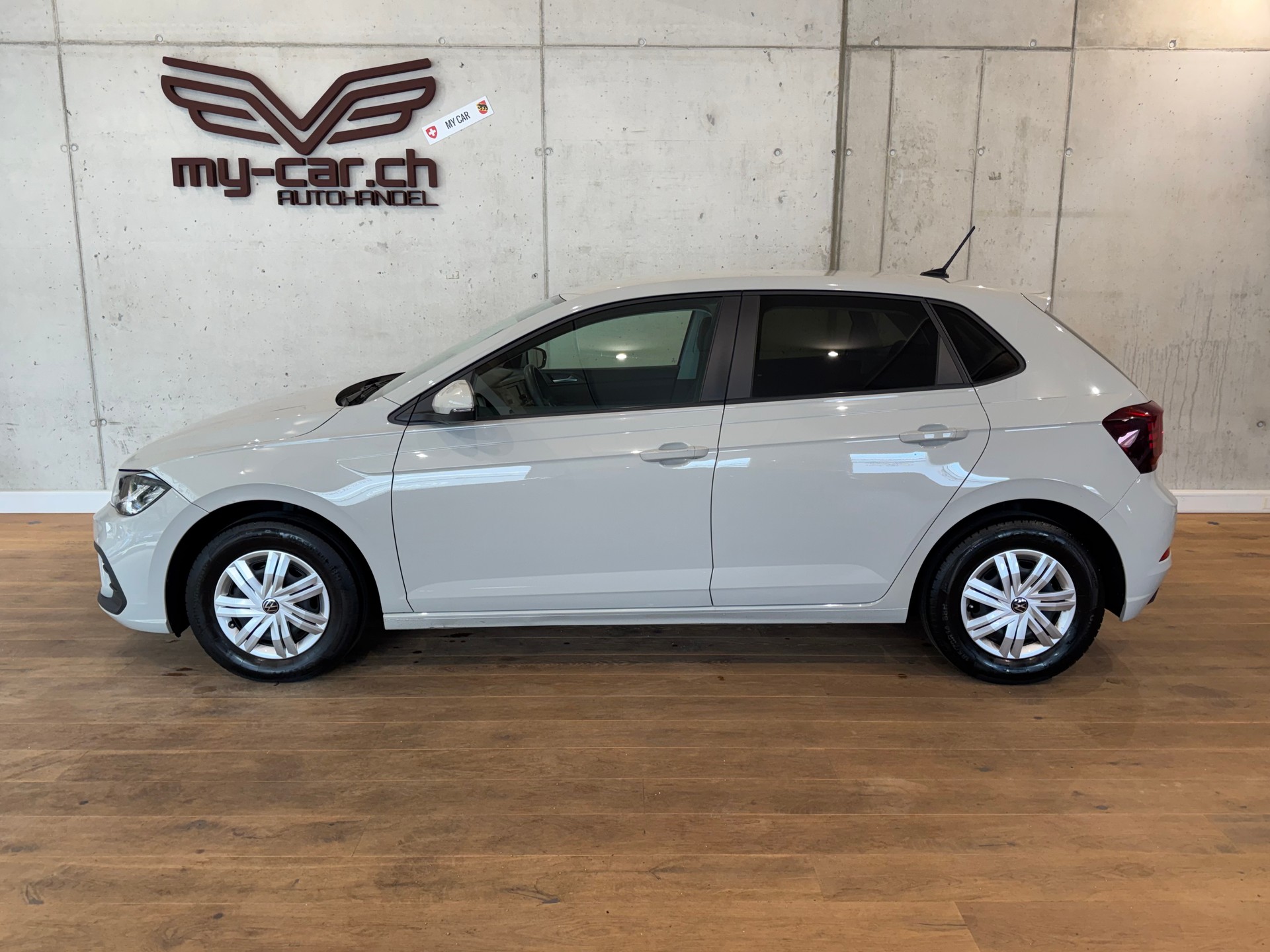VW Polo 1.0 MPI Basis || TEMPOMAT || SPURHALTE || VIRTUAL COCKPIT || APPLE CARPLAY-image-3