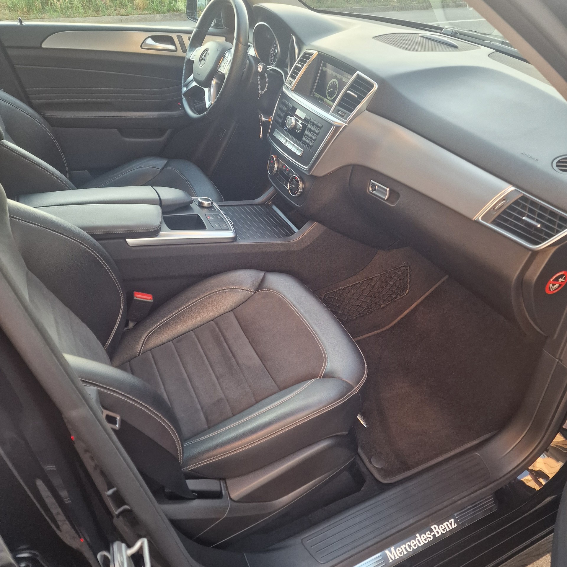 MERCEDES-BENZ ML 350 BlueTEC 4Matic 7G-Tronic-image-13
