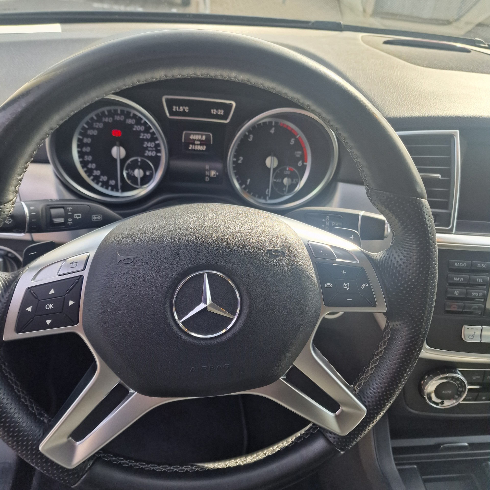 MERCEDES-BENZ ML 350 BlueTEC 4Matic 7G-Tronic-image-5