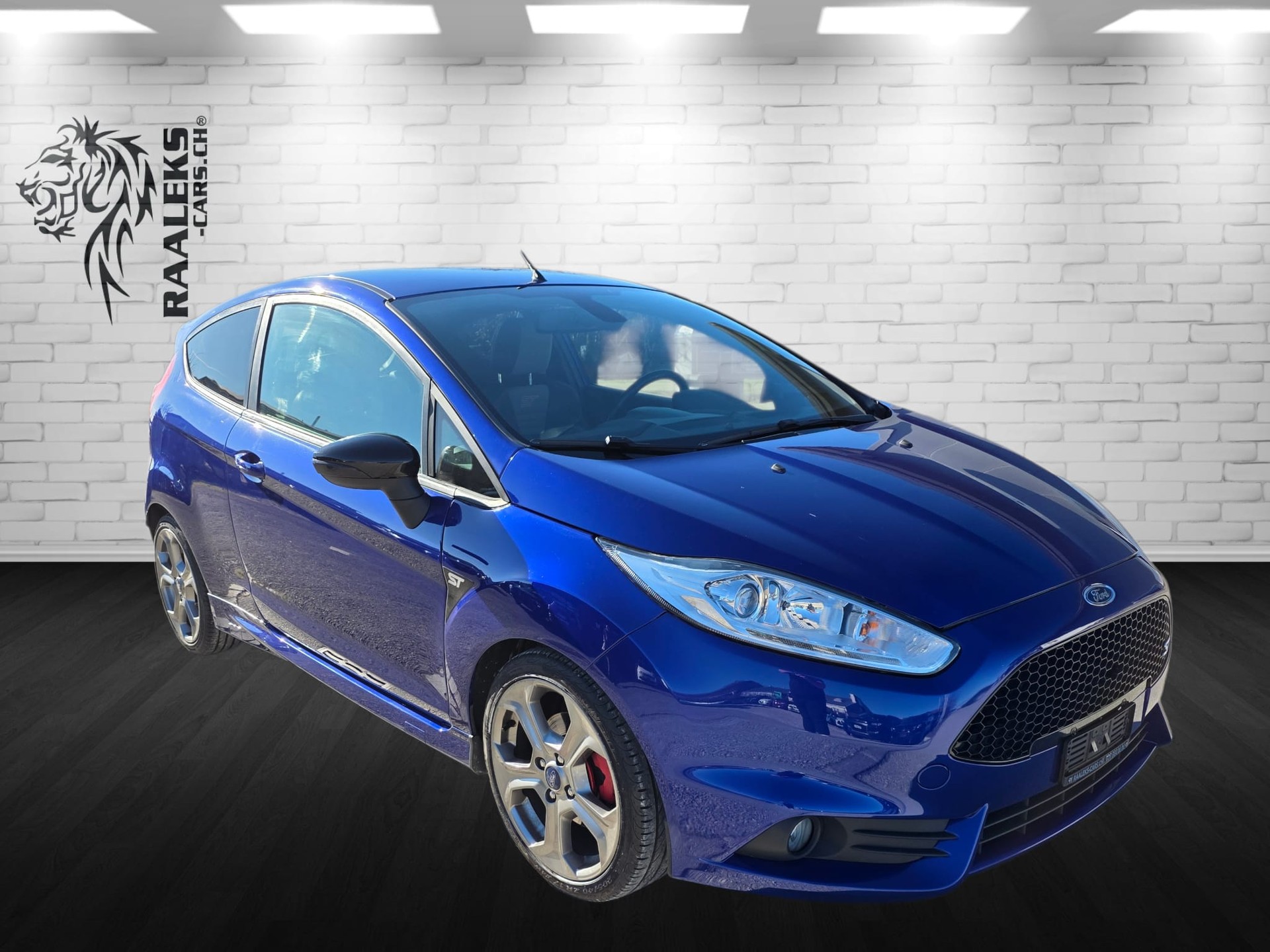 FORD Fiesta 1.6 SCTi ST-2-showroom-element-1