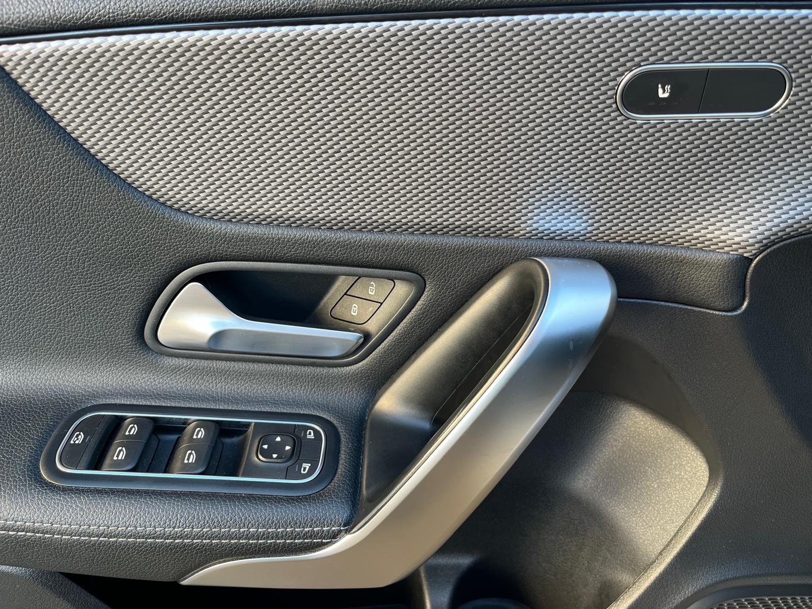 MERCEDES-BENZ A 180 Style-image-14
