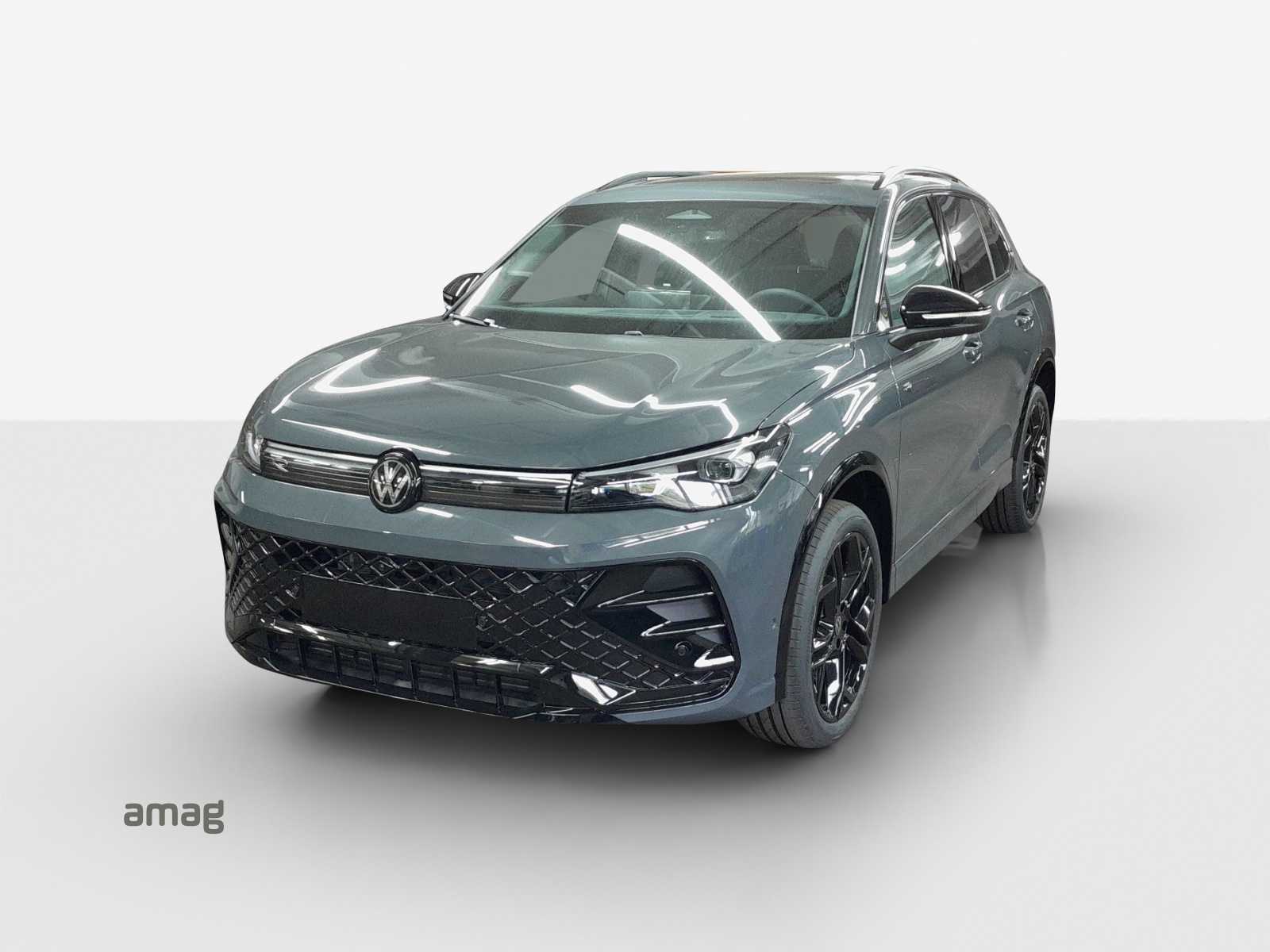 VW Tiguan 2.0 TDI SCR R-Line 4Motion DSG-image-0