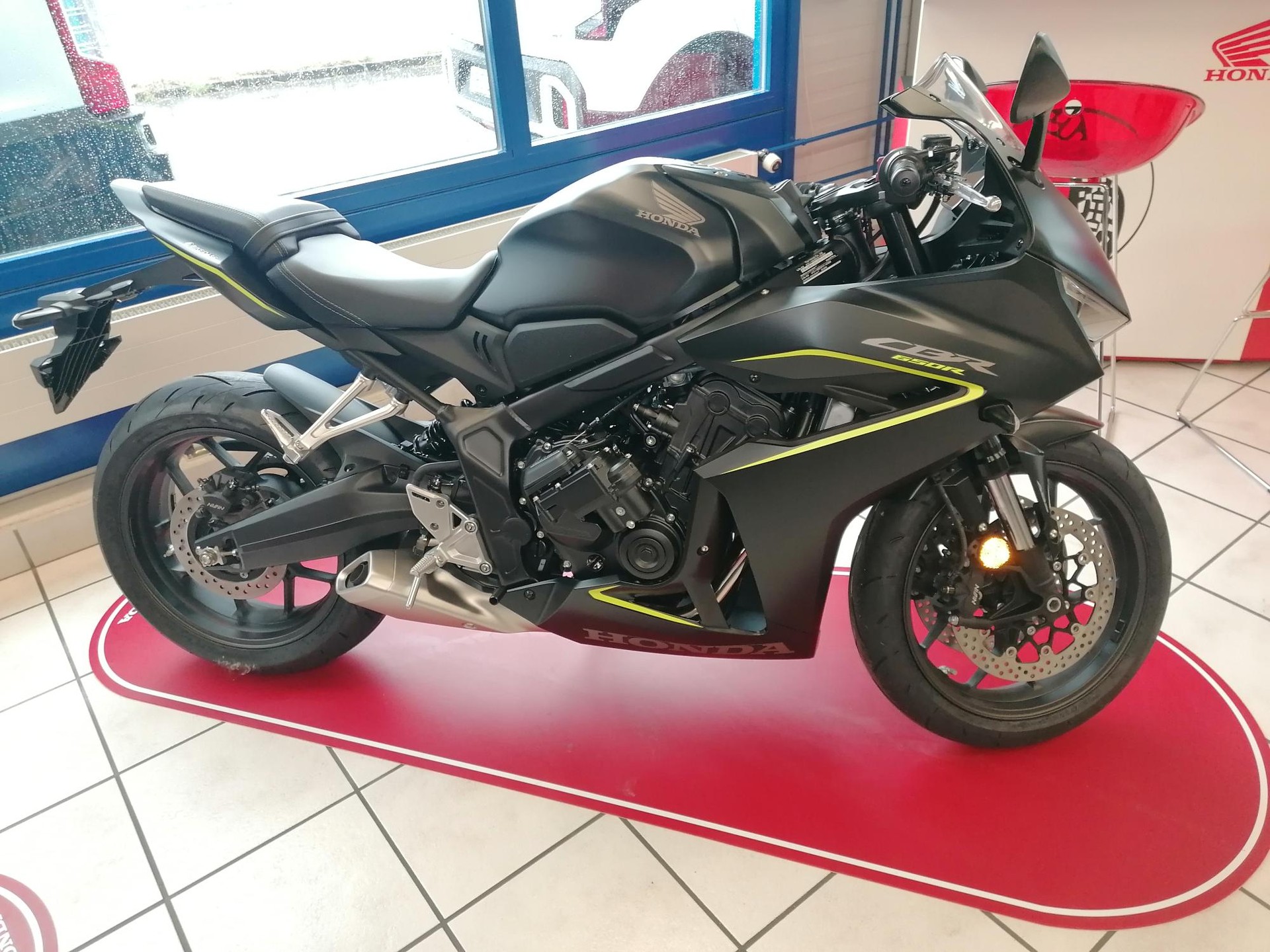 HONDA Honda CBR650 E-Clutch