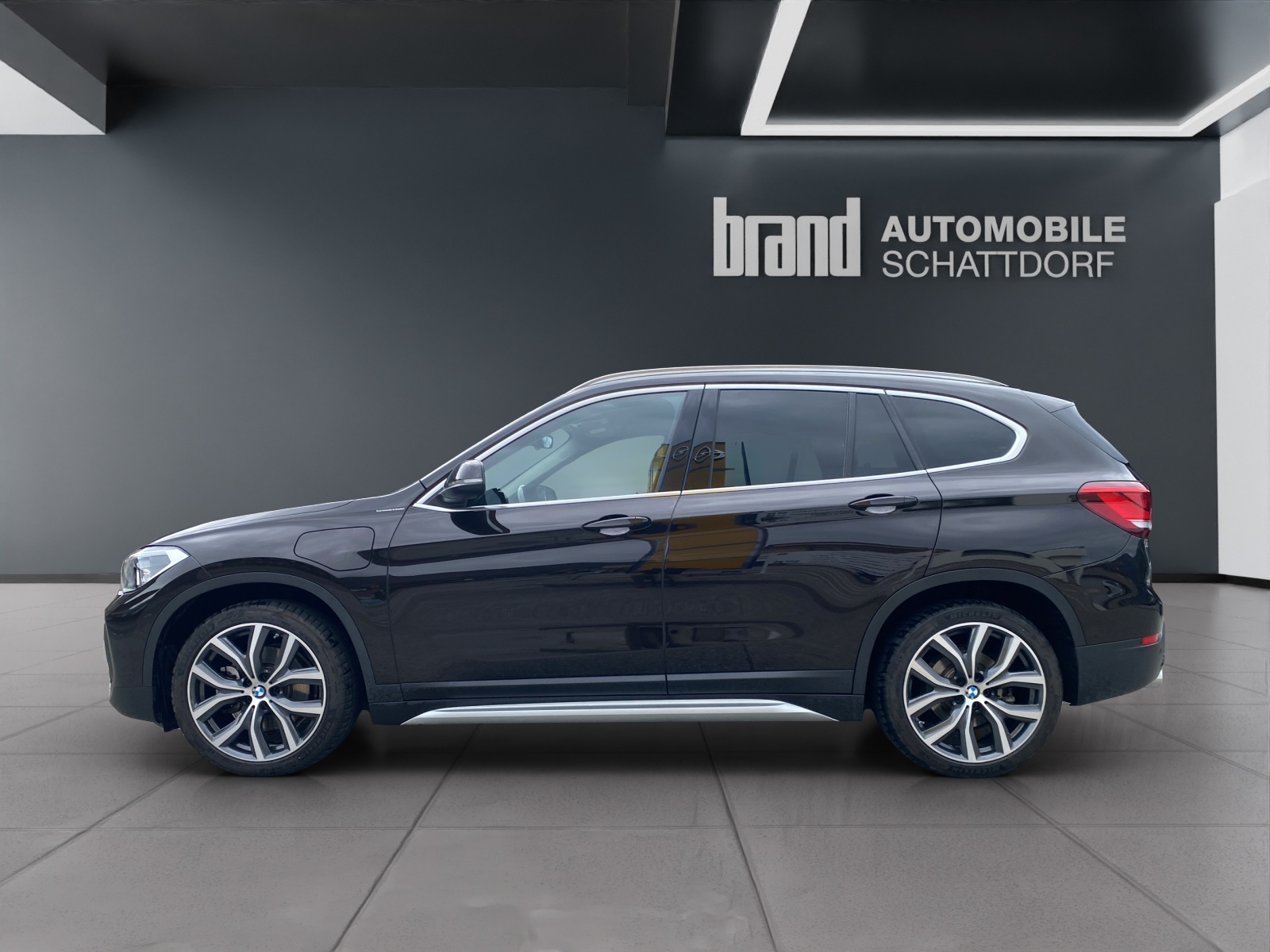 BMW X1 25e xDrive-image-2