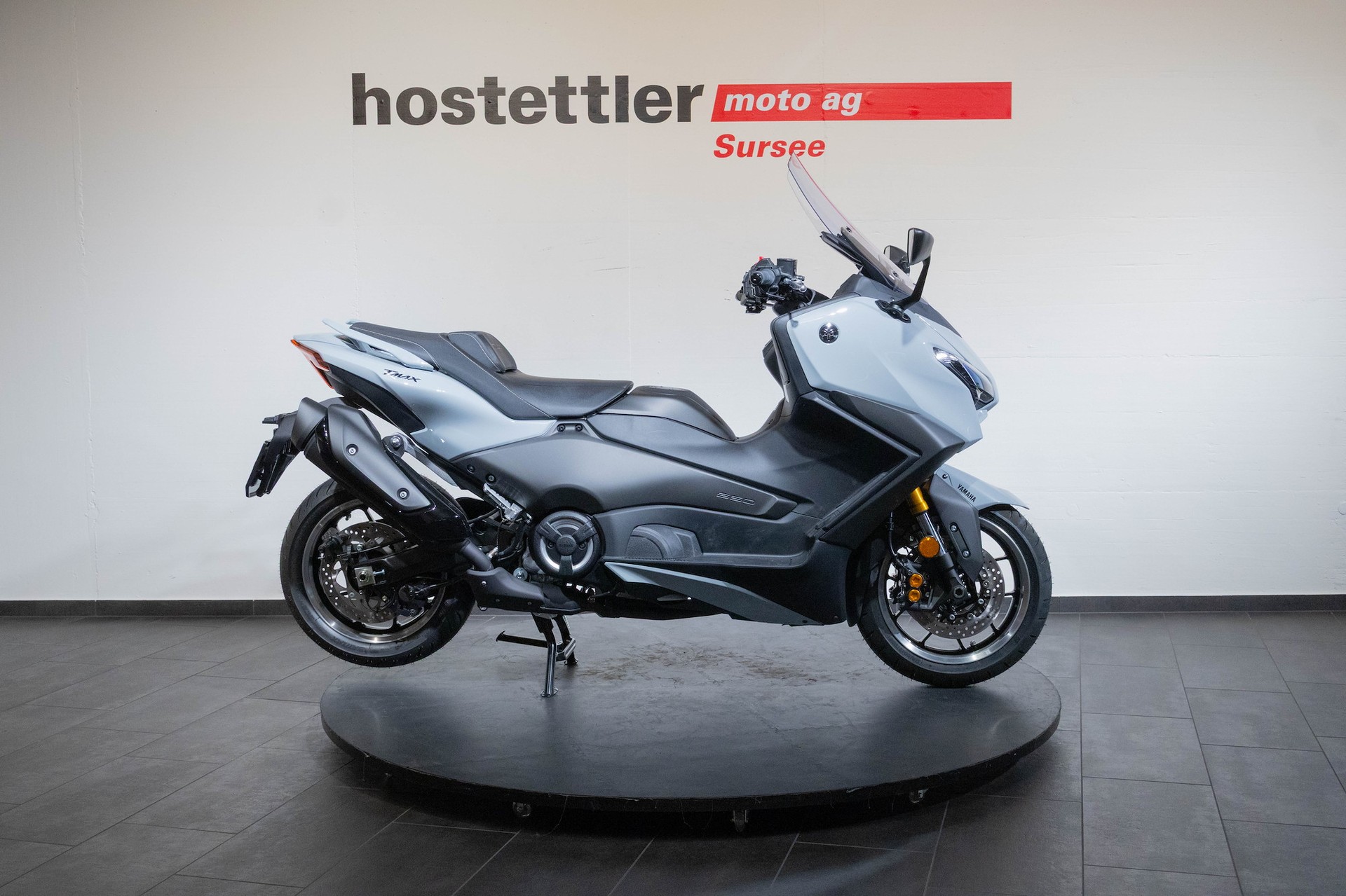 YAMAHA TMAX Tech MAX-showroom-element-1