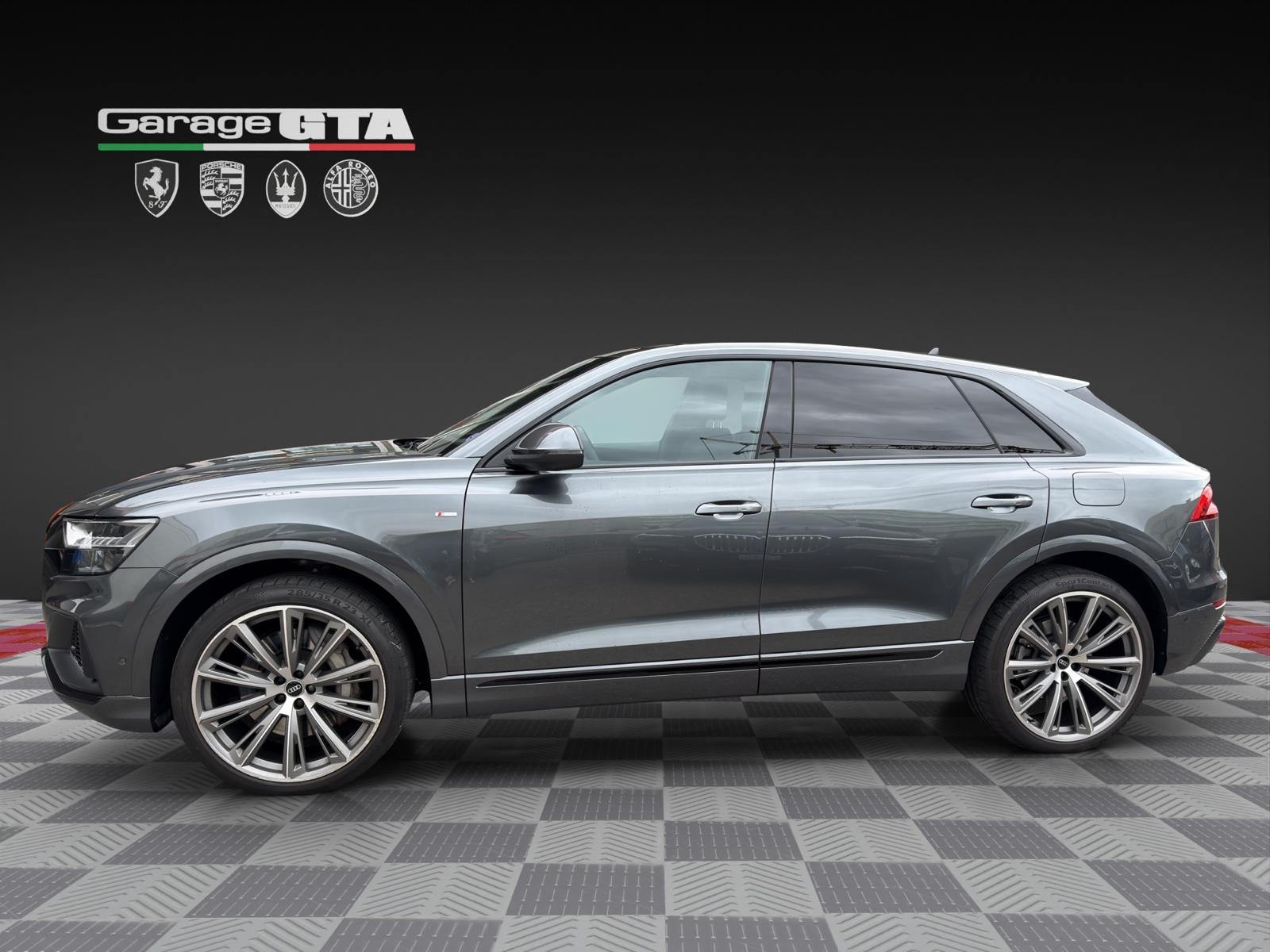 AUDI Q8 55 TFSI e quattro PHEV tiptronic-showroom-element-1
