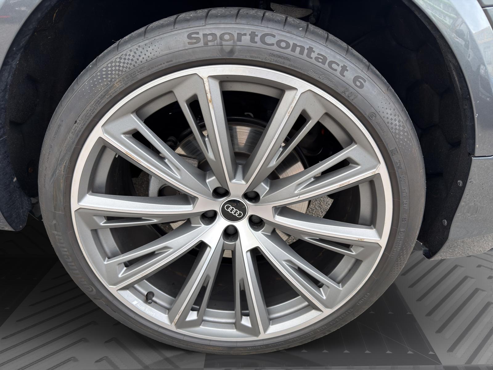 AUDI Q8 55 TFSI e quattro PHEV tiptronic-image-18