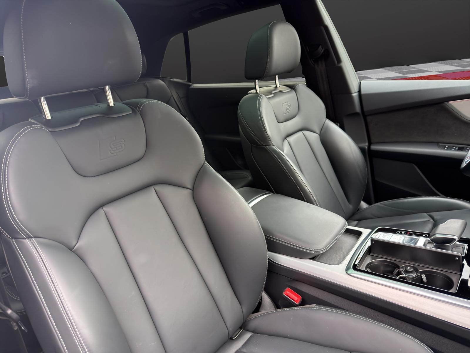 AUDI Q8 55 TFSI e quattro PHEV tiptronic-image-10