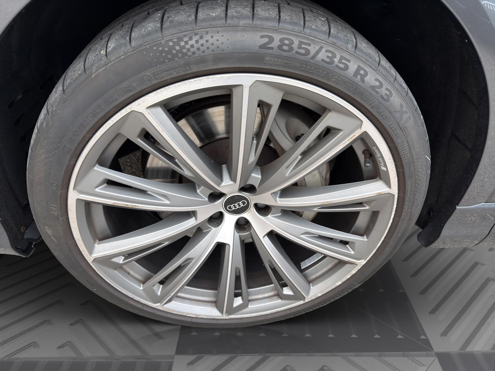 AUDI Q8 55 TFSI e quattro PHEV tiptronic-image-19