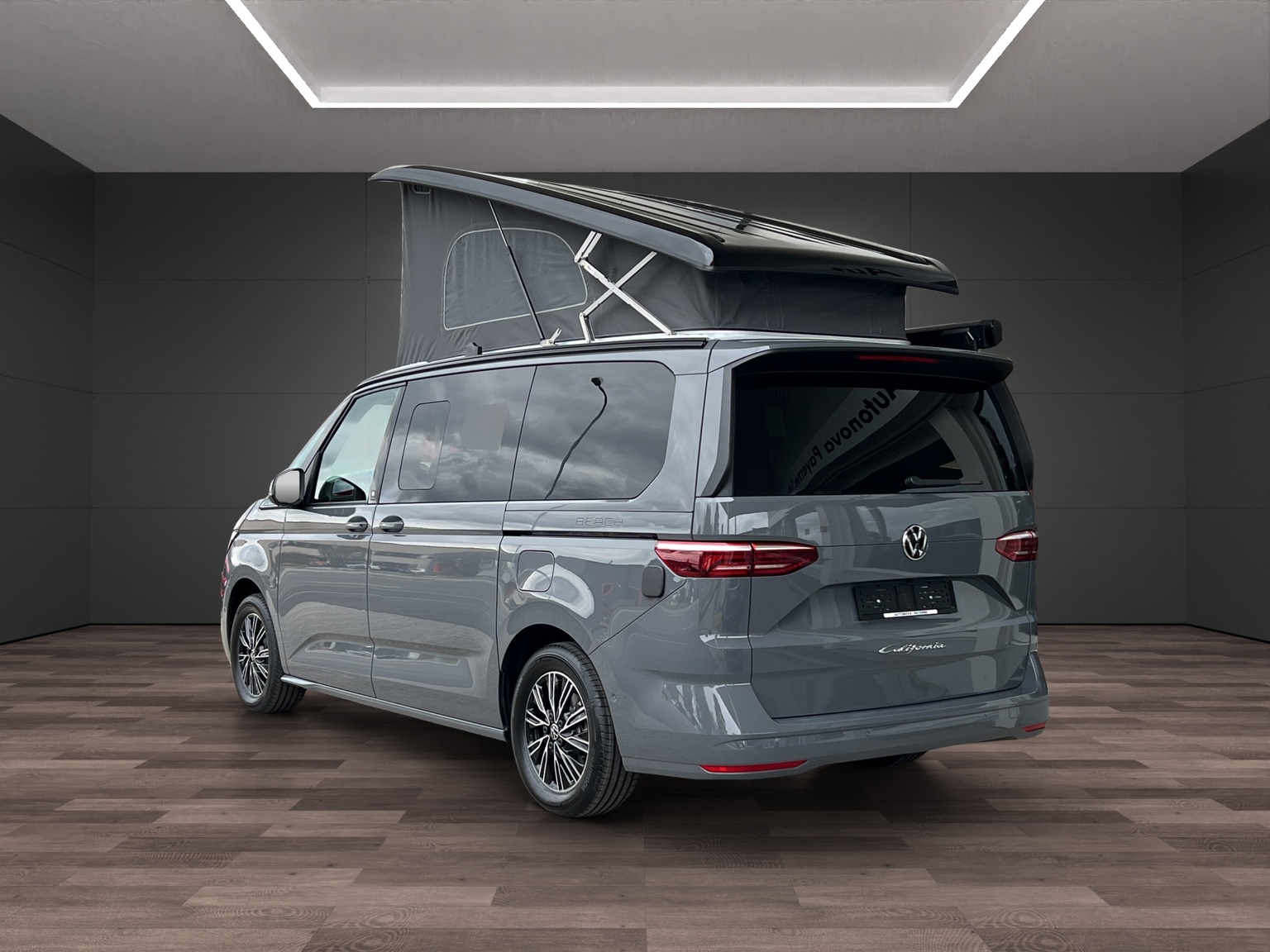 VW California 2.0 TSI Beach Tour Liberty-image-3