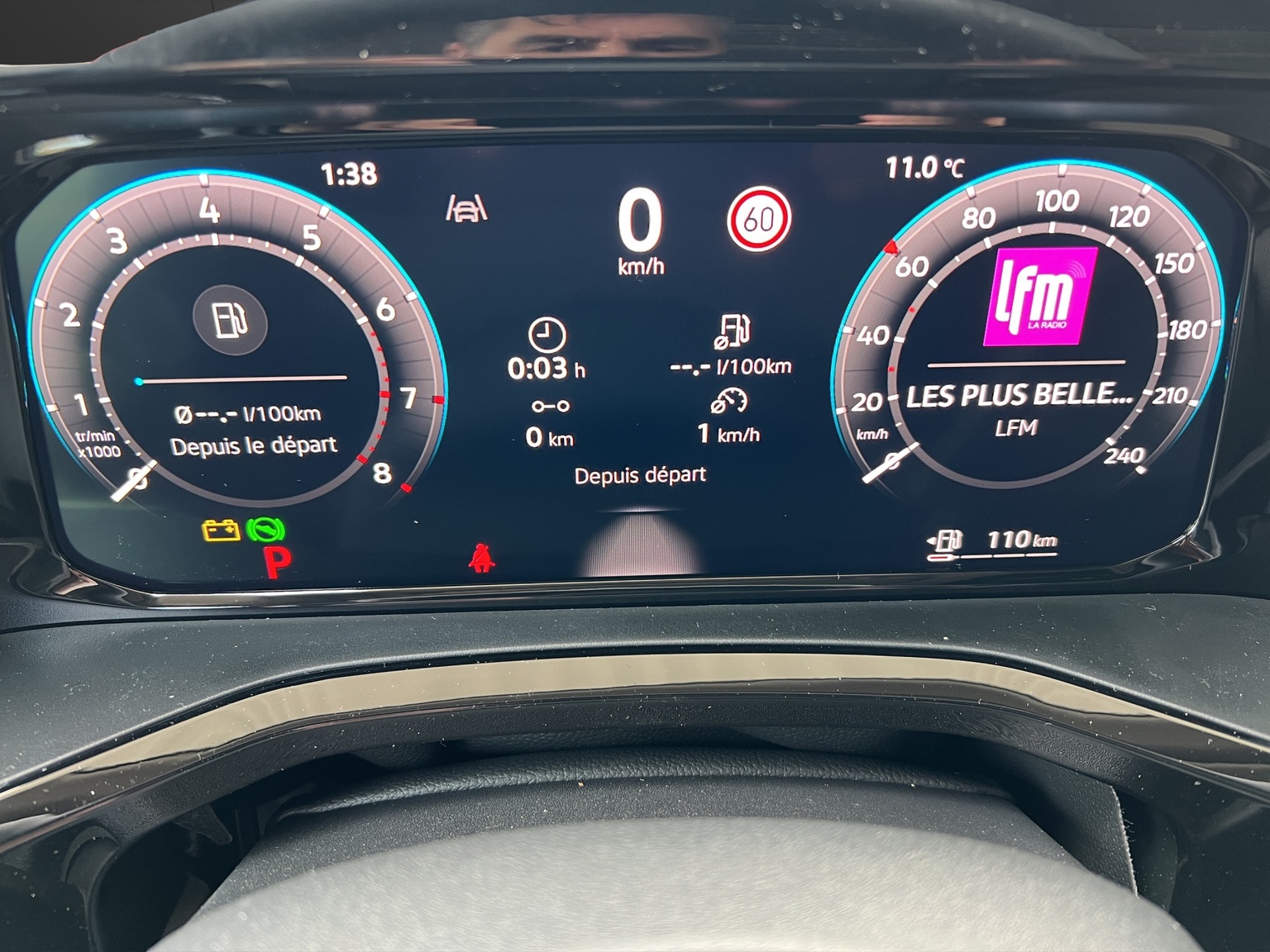 VW California 2.0 TSI Beach Tour Liberty-image-7