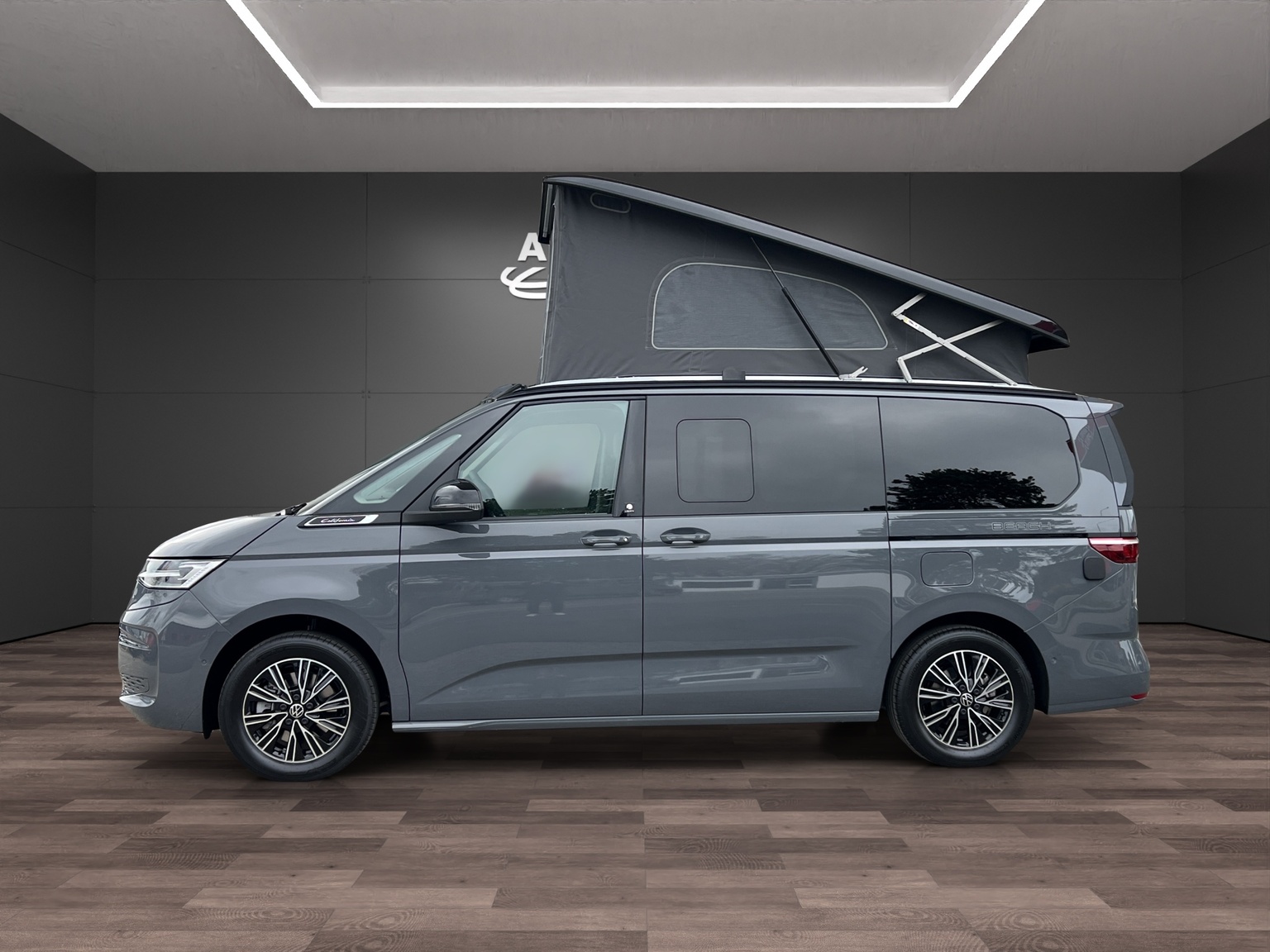 VW California 2.0 TSI Beach Tour Liberty-image-2