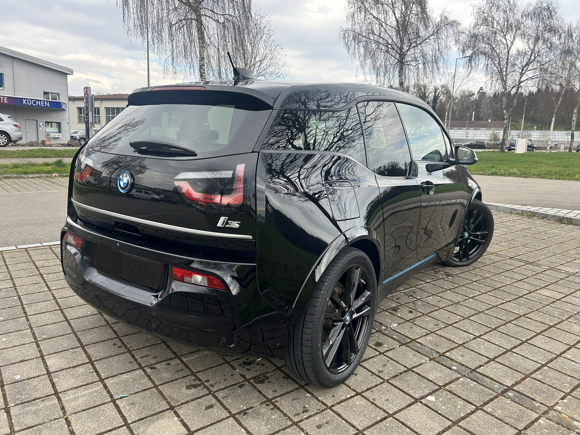 BMW i3s (120Ah) Fleet Edition-image-5