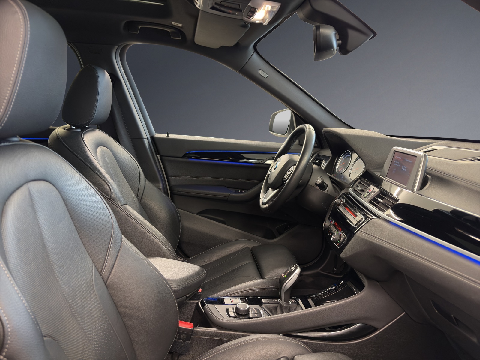 BMW X1 sDrive 18i xLine-image-9