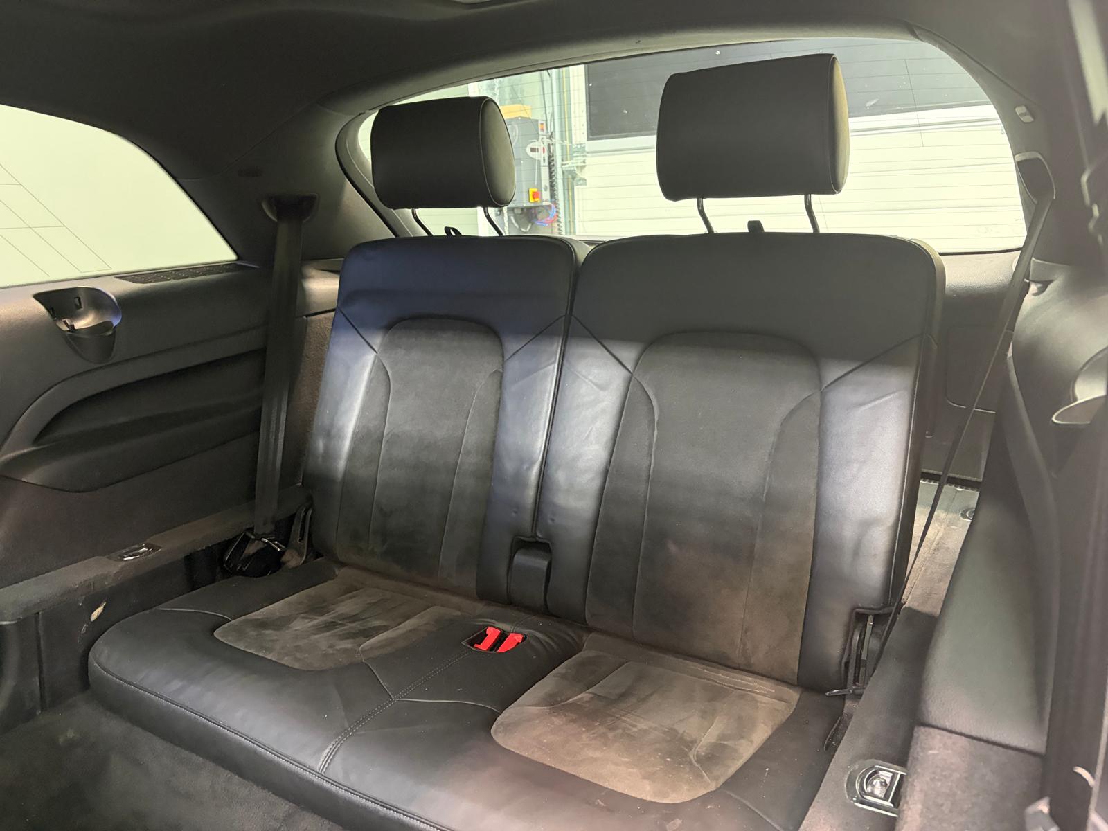 AUDI Q7 3.0 TDI SLine quattro tiptronic - 7 Places - Toit ouvrant - Apple Car Play/ Android Auto-image-15