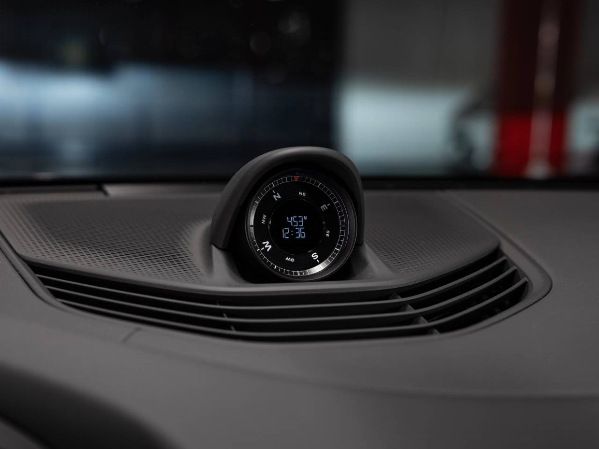 PORSCHE Taycan 4S Cross Turismo (MY22)-image-10