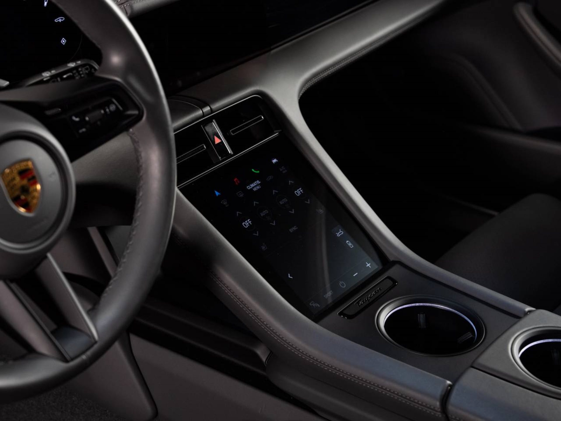 PORSCHE Taycan 4S Cross Turismo (MY22)-image-12