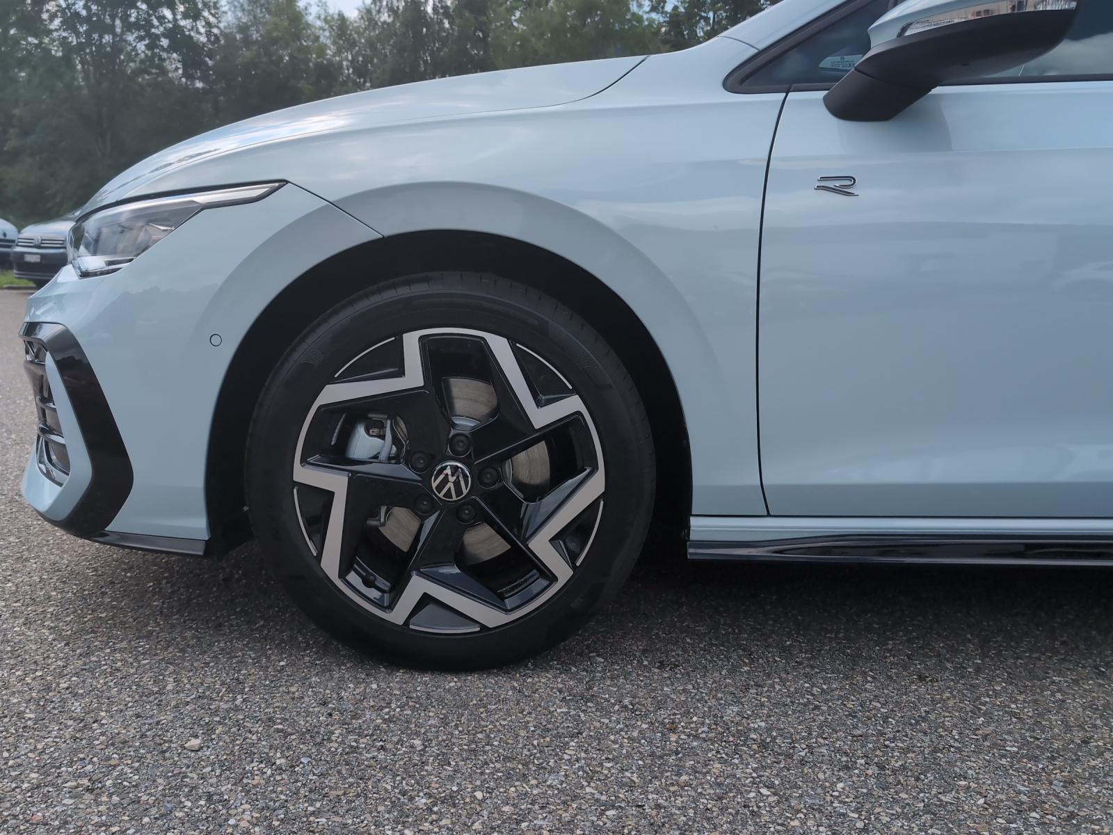 VW Golf Variant 2.0 TSI R-Line DSG 4 Motion-image-11