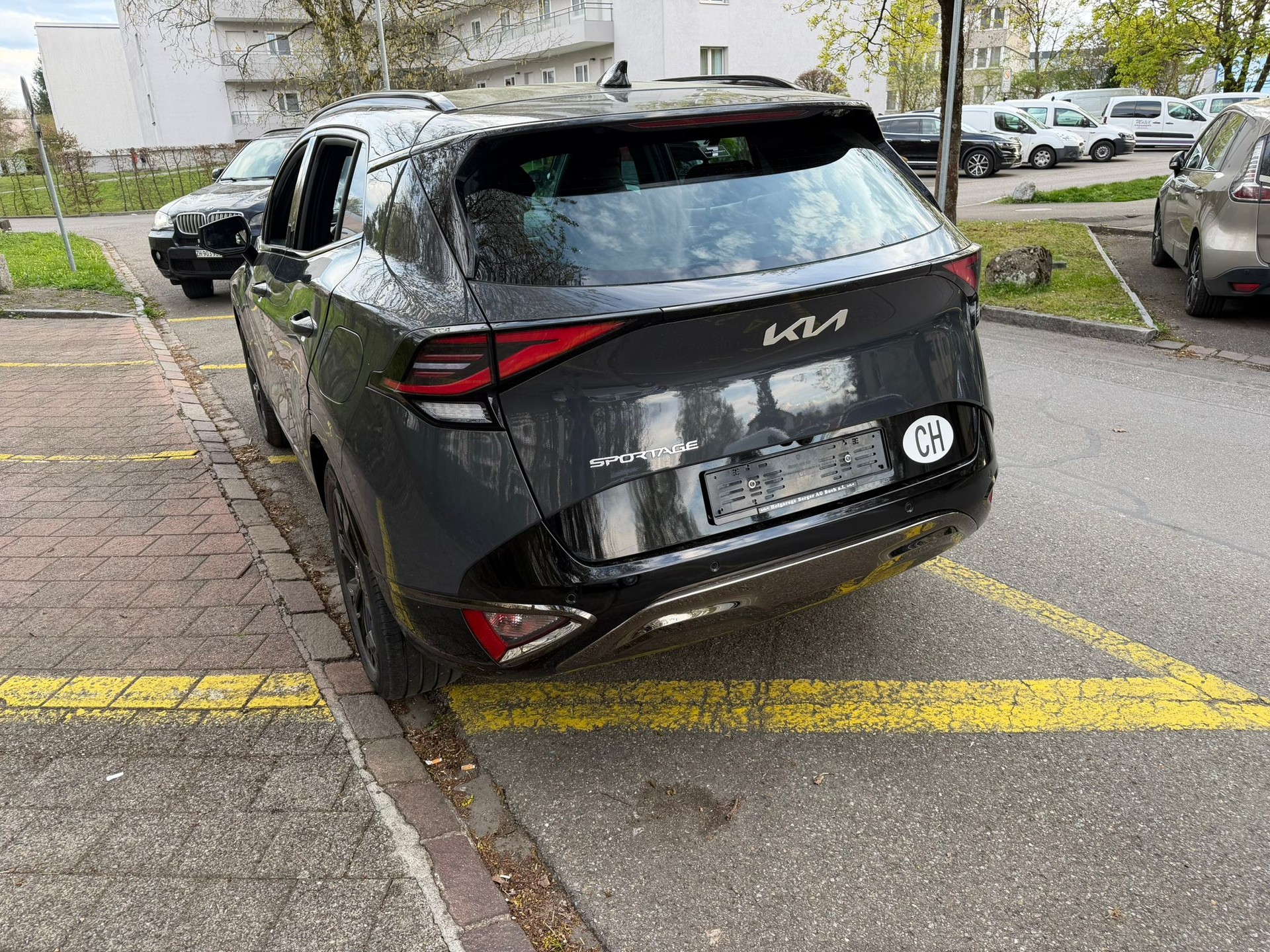 KIA Sportage 1.6T-GDi MHEV Power Edition 4x4 7DCT-image-9
