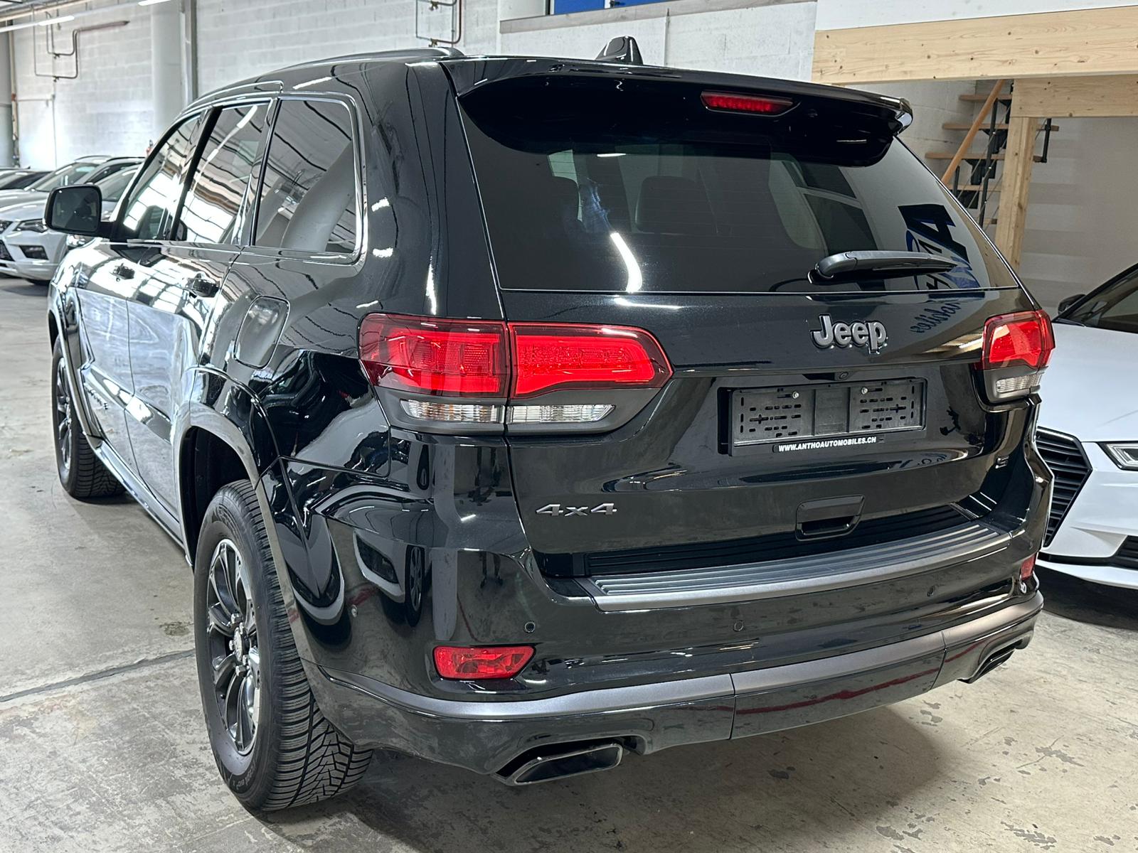 JEEP Grand Cherokee 3.0 CRD S Automatic-image-7