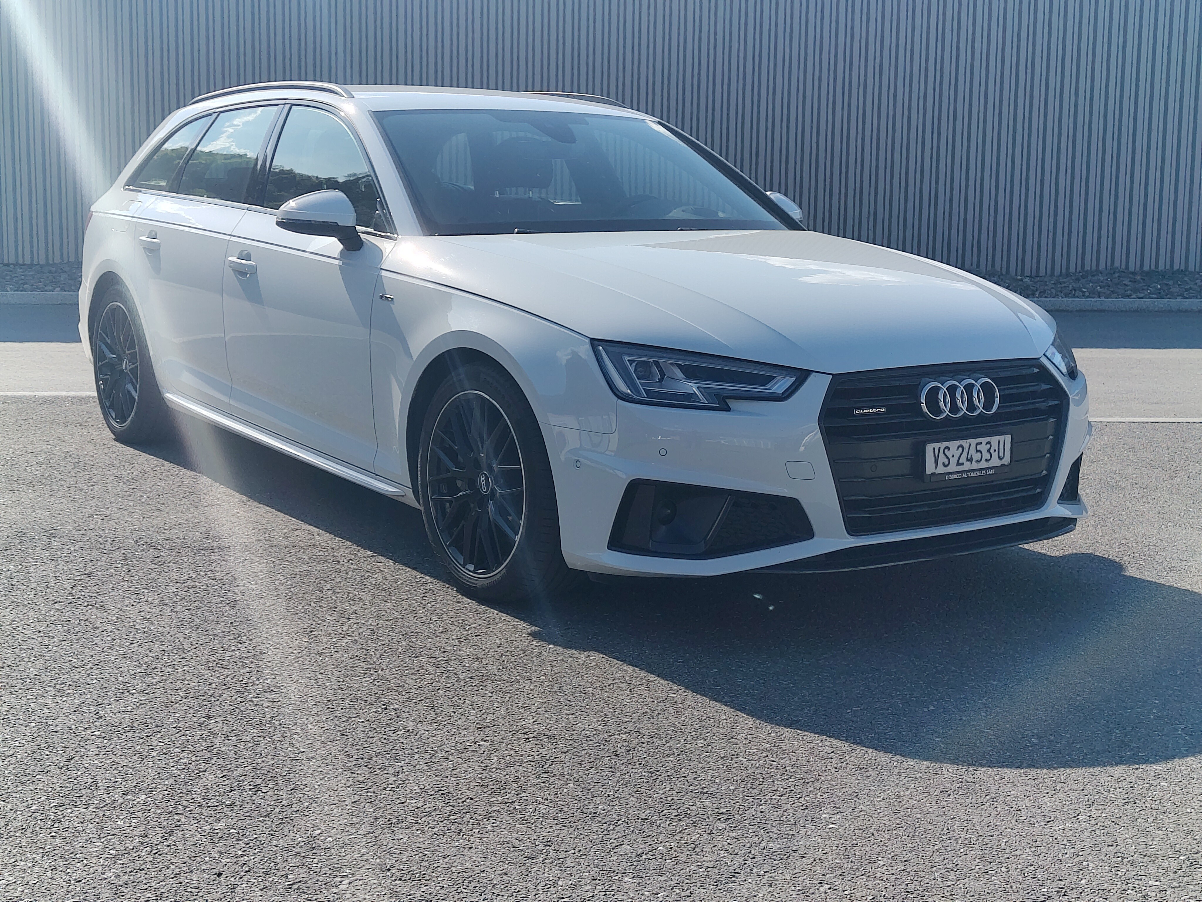 Car photo