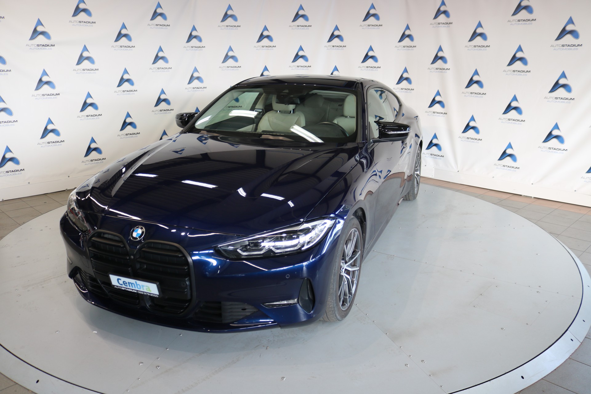 BMW 420i xDrive Coupé Steptronic-image-10
