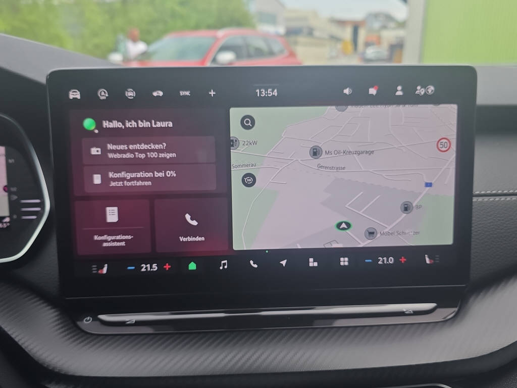 SKODA Octavia Combi 2.0 TSI SportLine 4x4 DSG-image-23