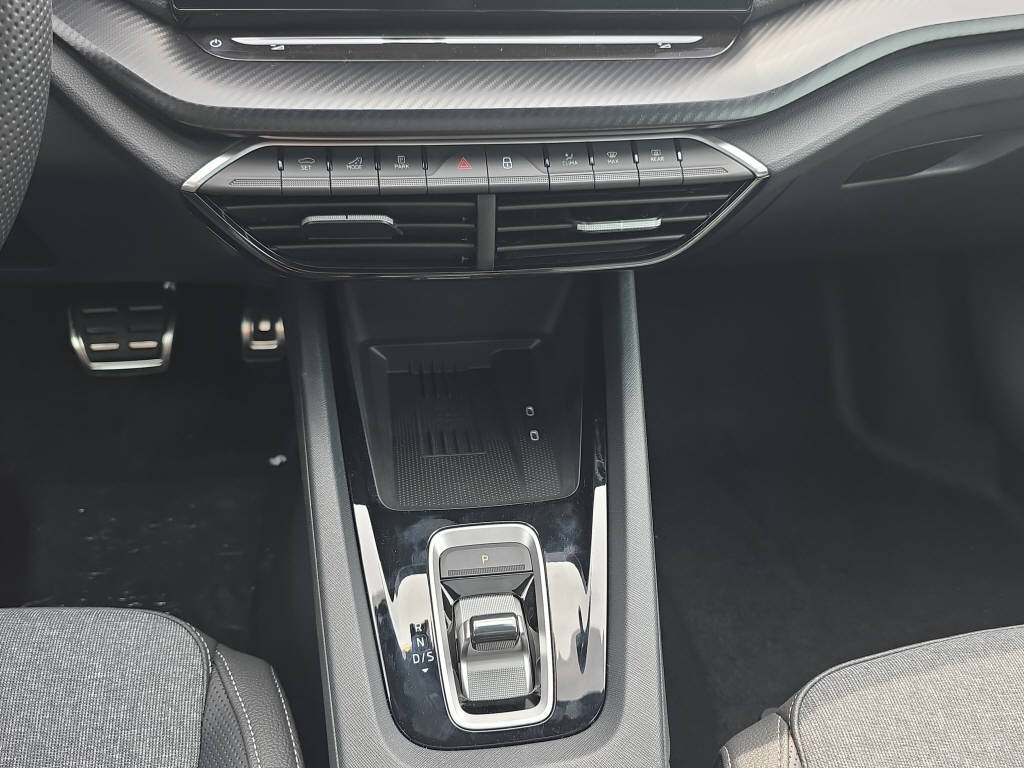 SKODA Octavia Combi 2.0 TSI SportLine 4x4 DSG-image-27