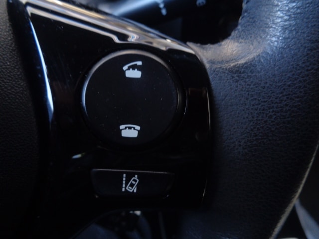 PEUGEOT 108 1.2 VTi Active-image-9