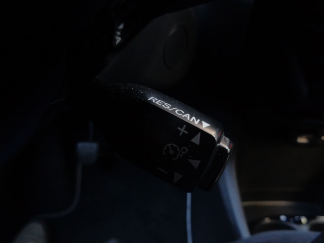 PEUGEOT 108 1.2 VTi Active-image-13