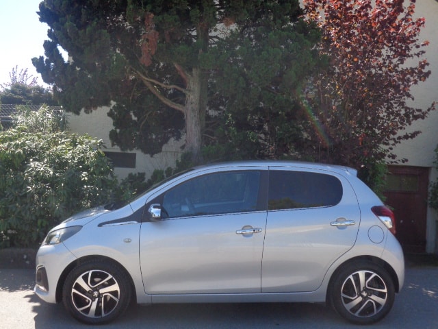 PEUGEOT 108 1.2 VTi Active-image-1