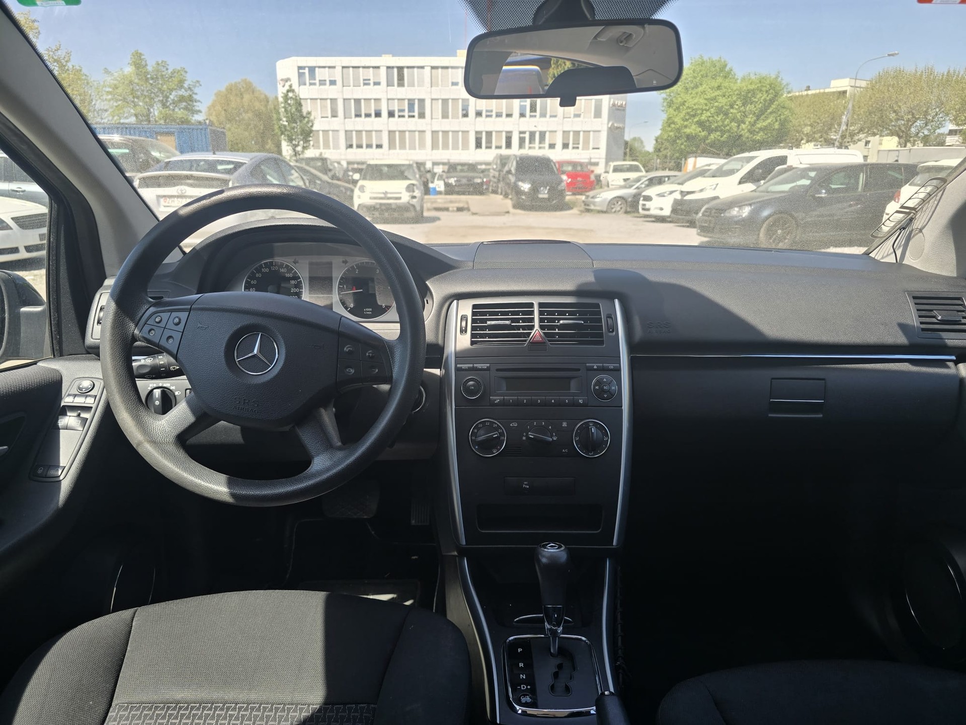 MERCEDES-BENZ B 180 CDI My Star Autotronic-image-7