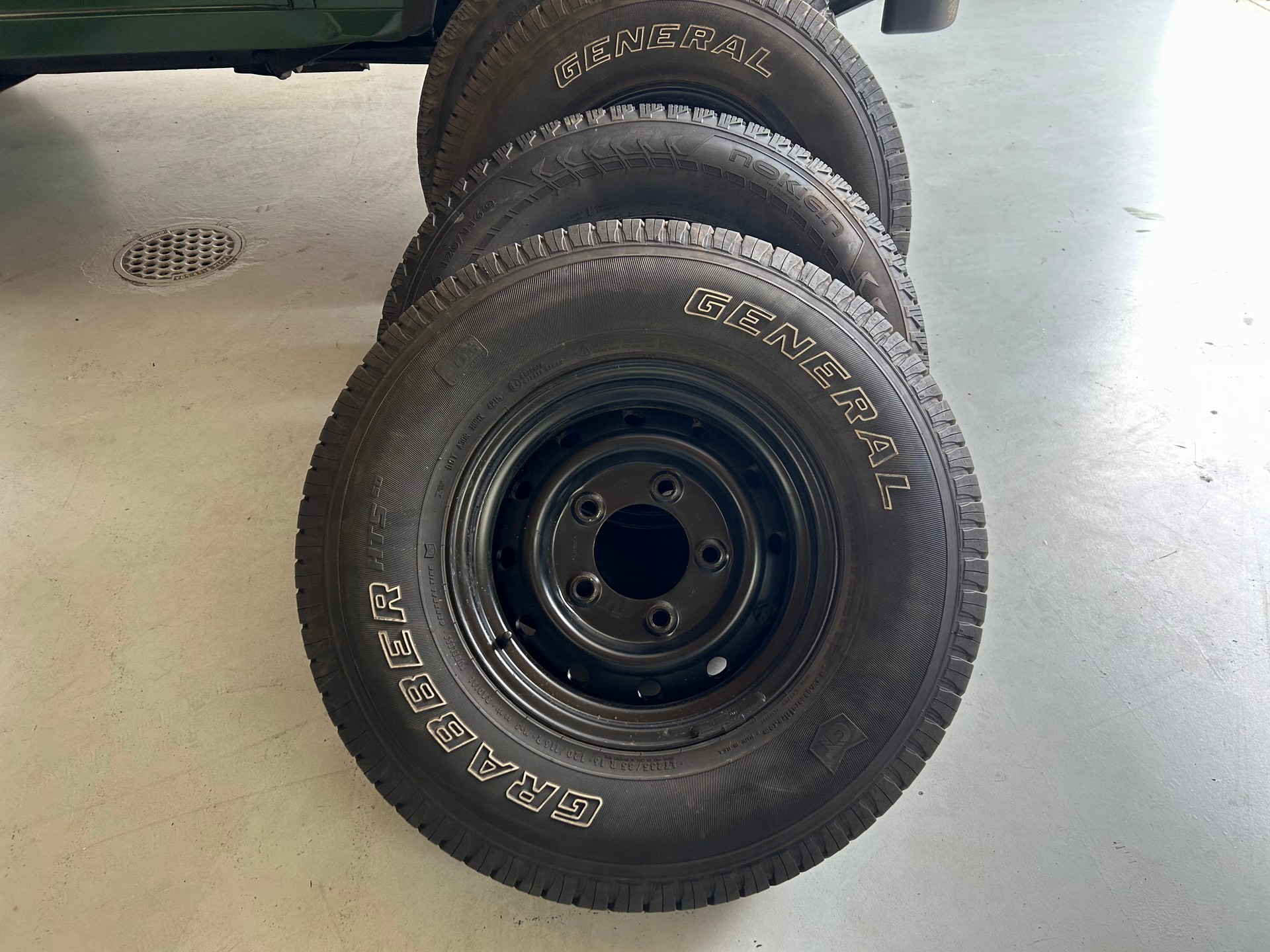 LAND ROVER Defender 90 CSW 2.5 Td5 *7-Plätzer*-image-15