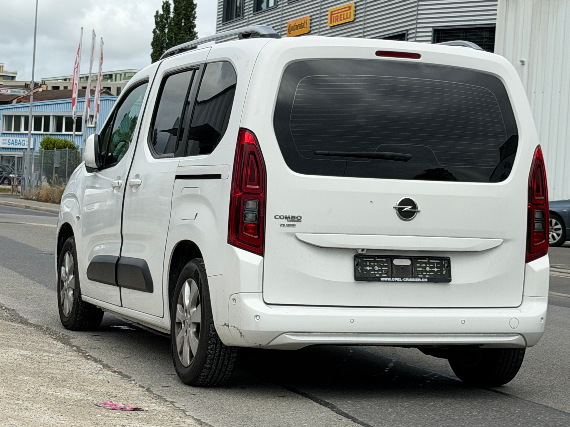 OPEL Combo Life 1.2 Innovation-showroom-element-3